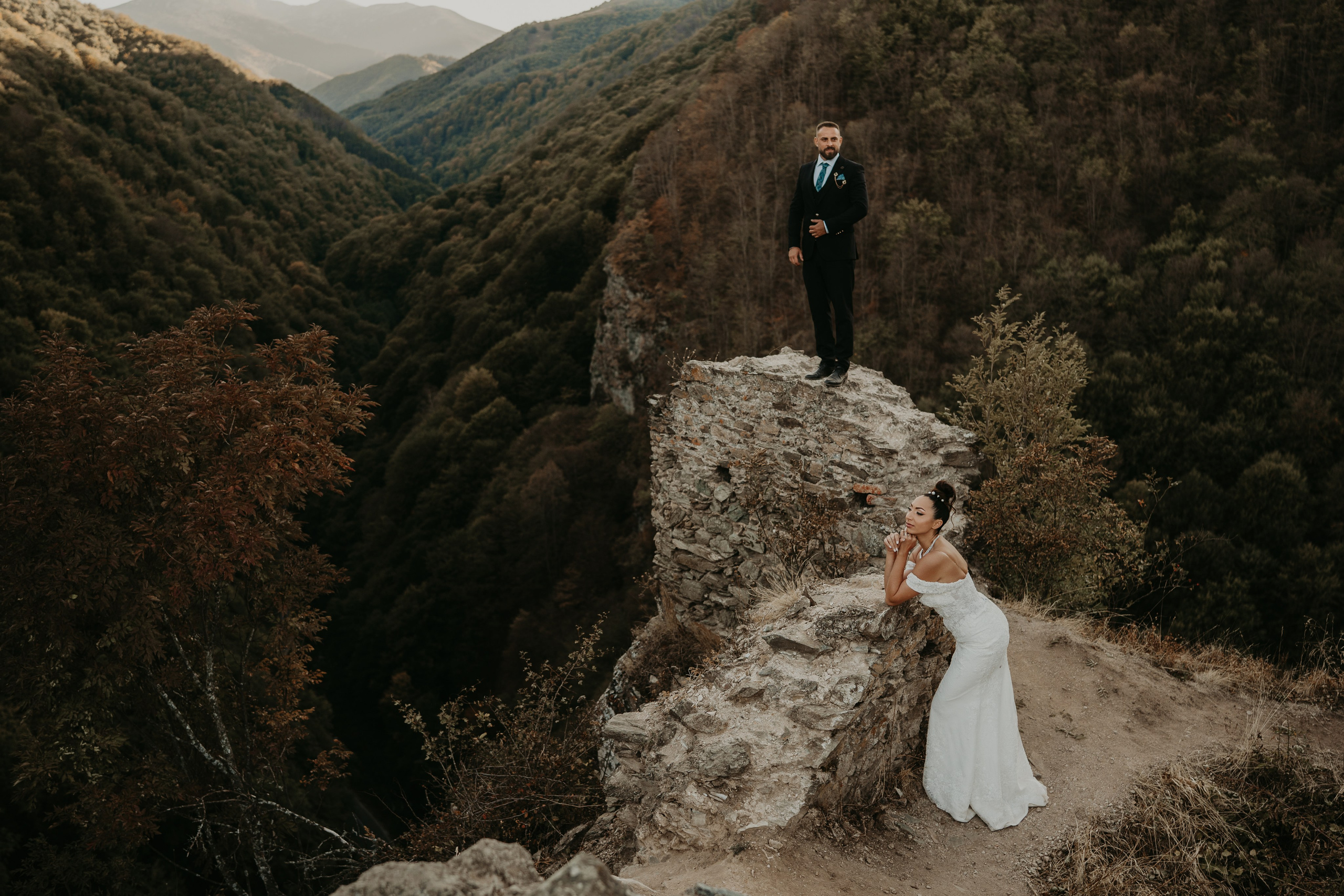 Trash the Dress / Cetatea Colt. Foto / Video nunta Deva, Hunedoara