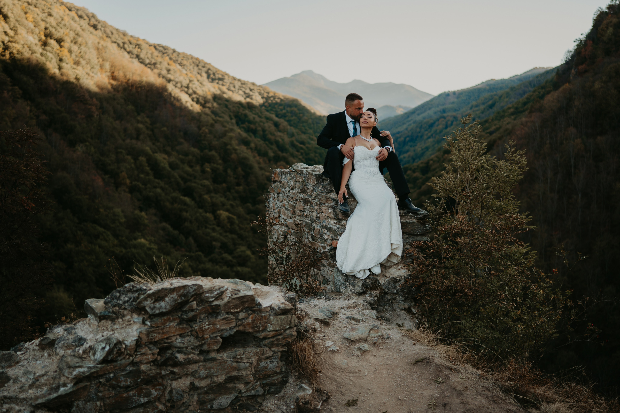 Trash the Dress / Cetatea Colt. Foto / Video nunta Deva, Hunedoara
