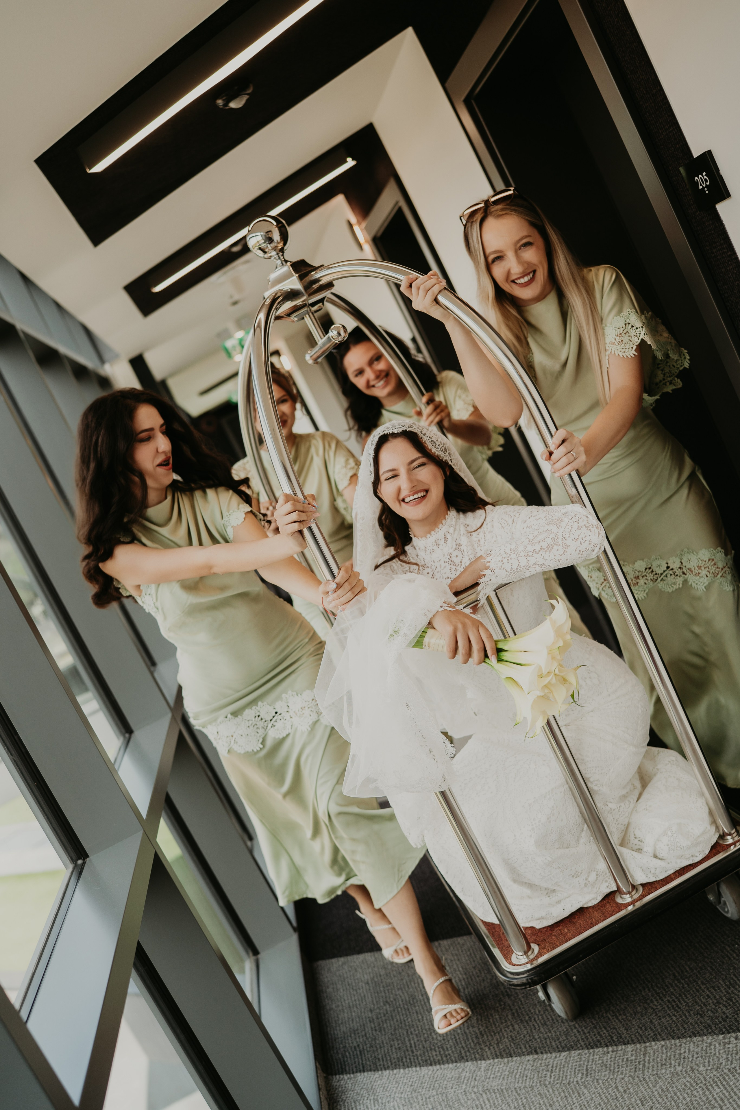 Eduard & Ioana / Wedding Day. Foto / Video nunta Deva, Hunedoara