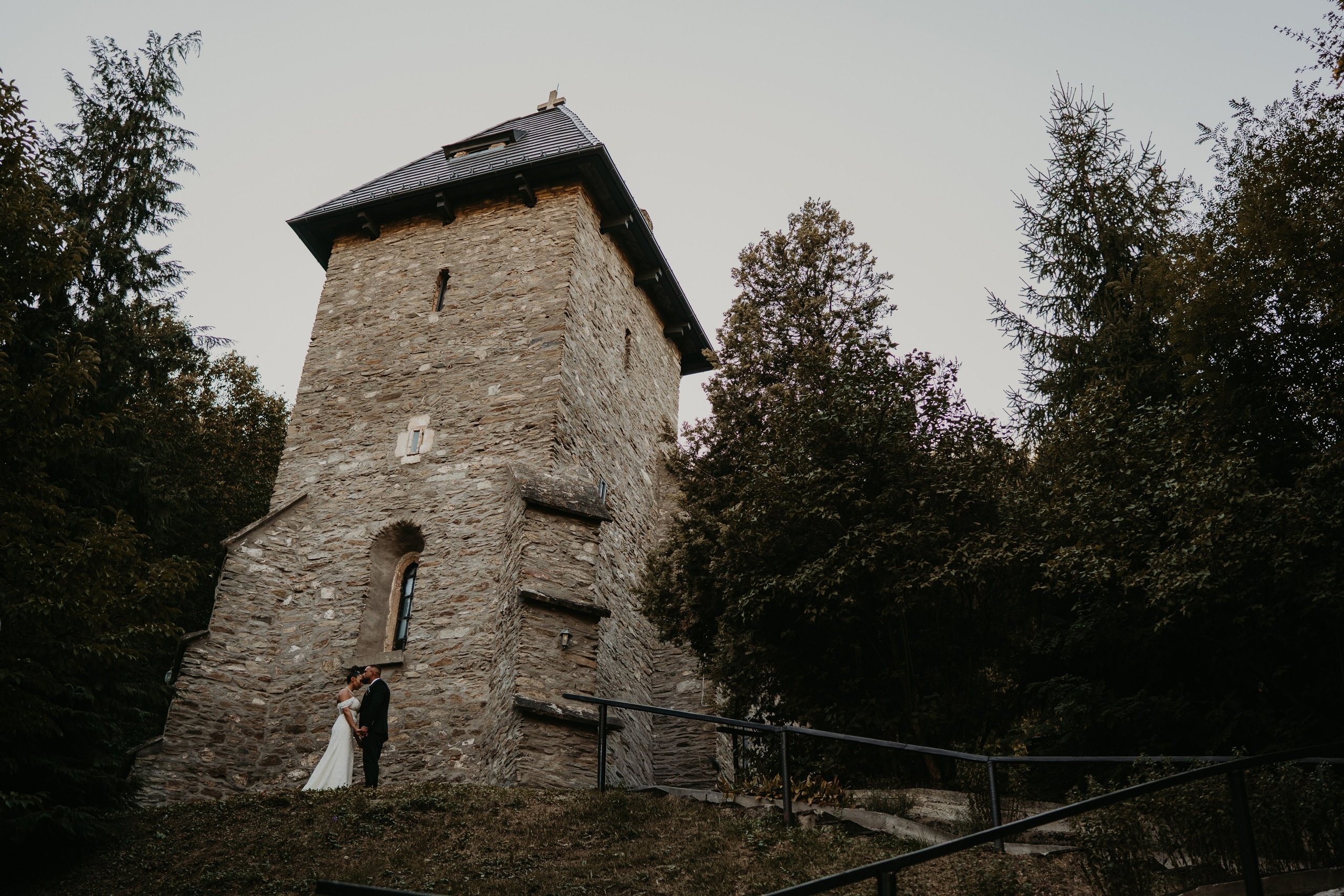 Trash the Dress / Cetatea Colt. Foto / Video nunta Deva, Hunedoara