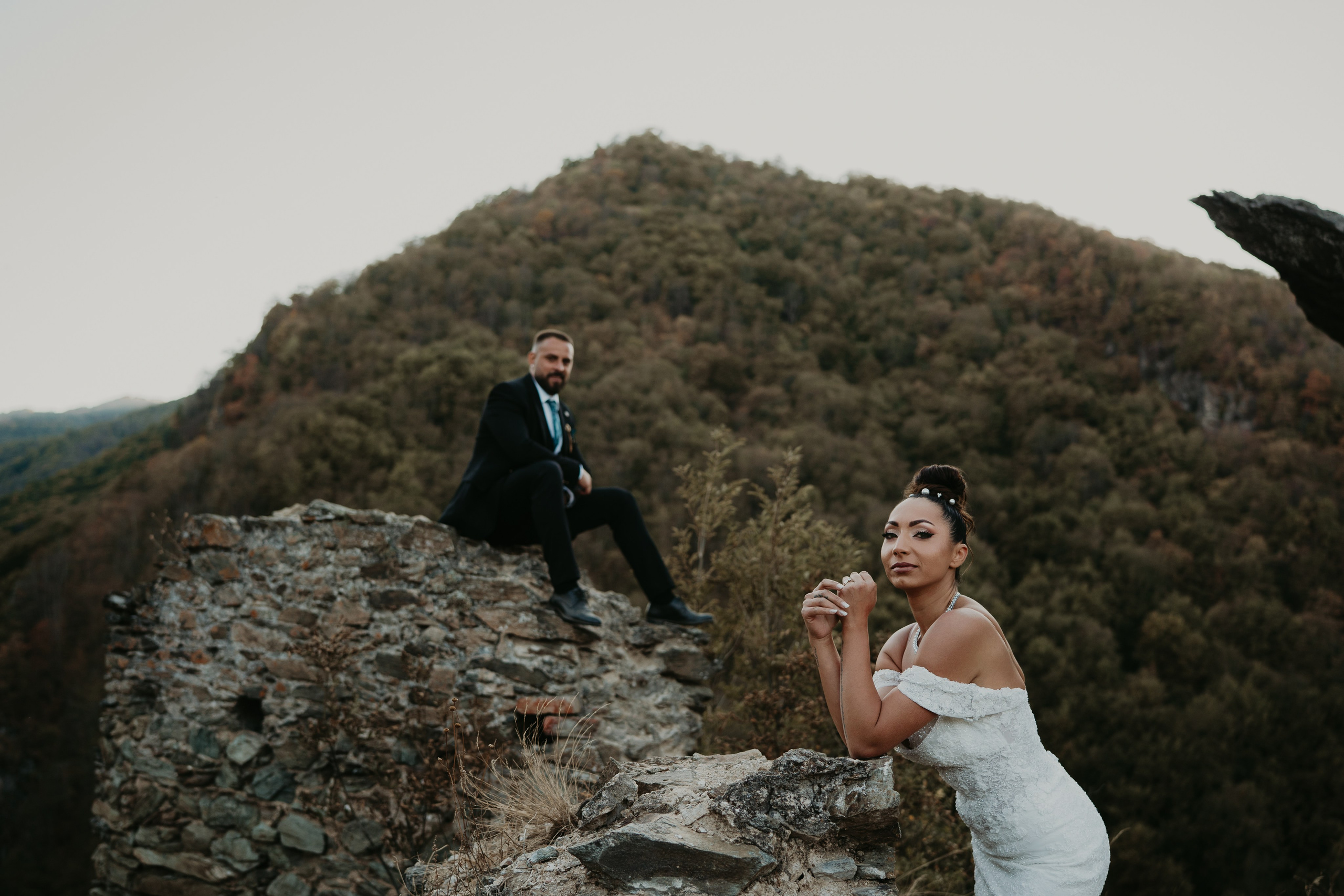 Trash the Dress / Cetatea Colt. Foto / Video nunta Deva, Hunedoara