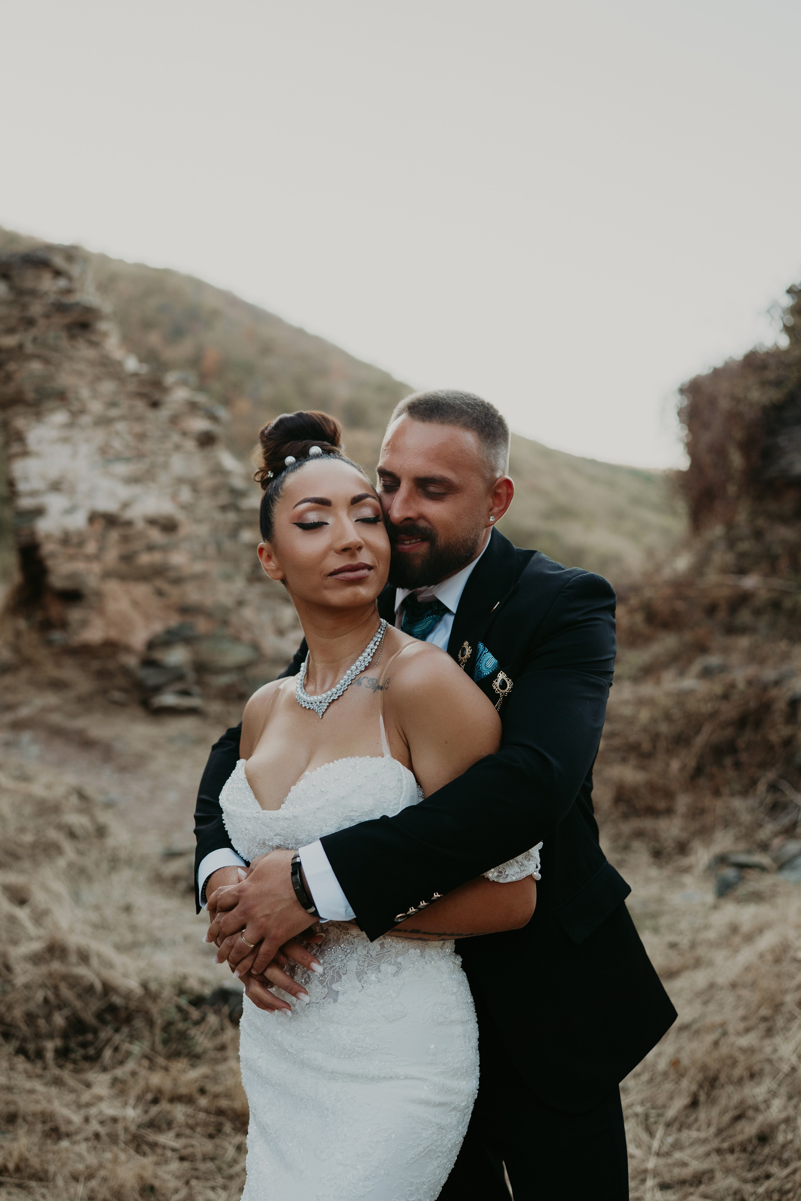 Trash the Dress / Cetatea Colt. Foto / Video nunta Deva, Hunedoara