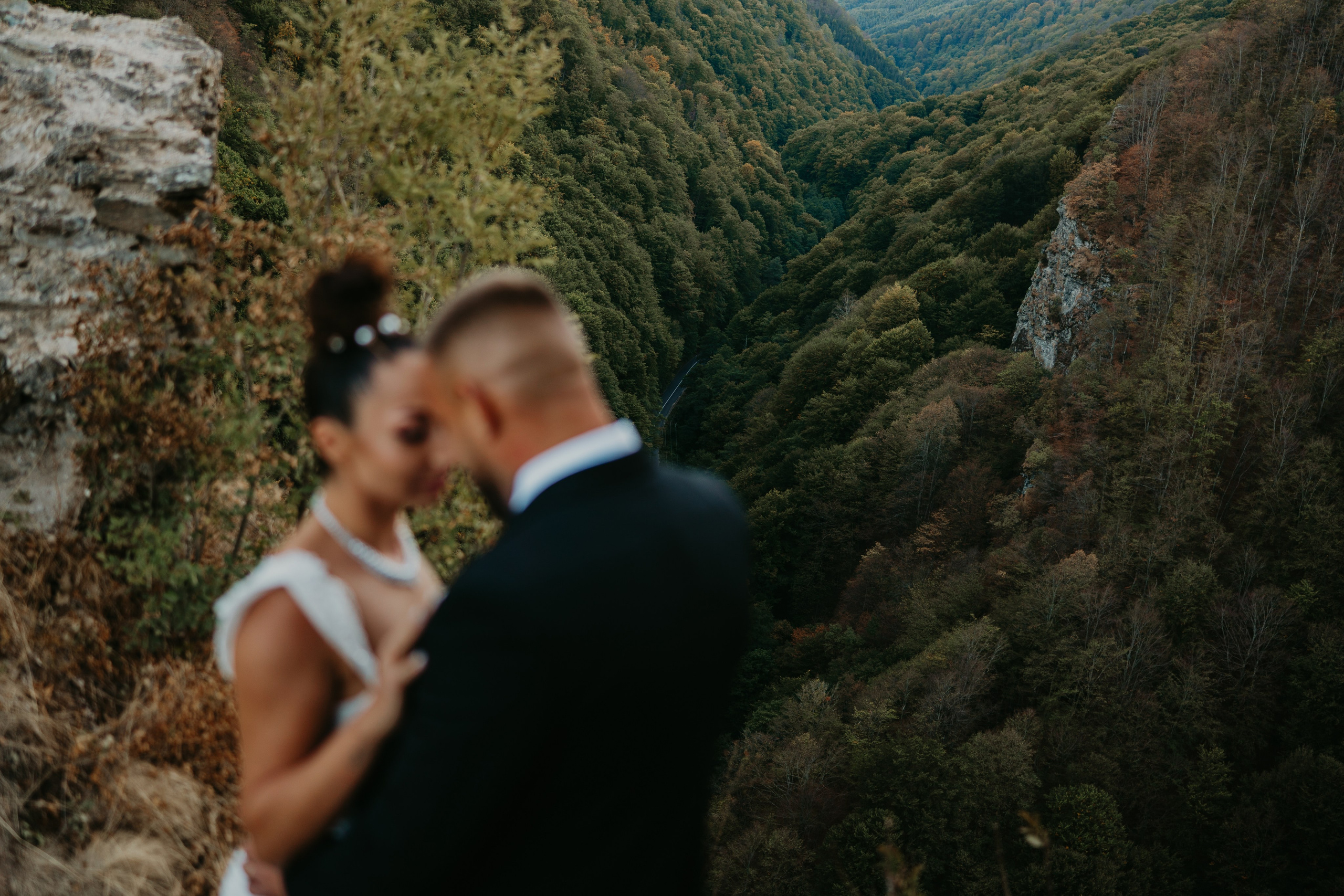 Trash the Dress / Cetatea Colt. Foto / Video nunta Deva, Hunedoara