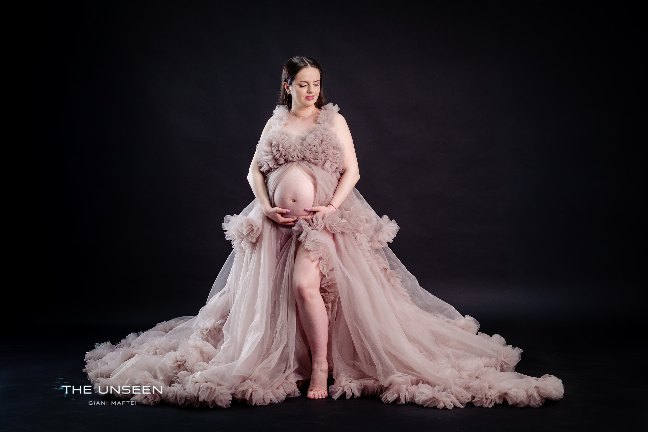 Maternity photo session- Cristina. The Unseen by Giani Maftei