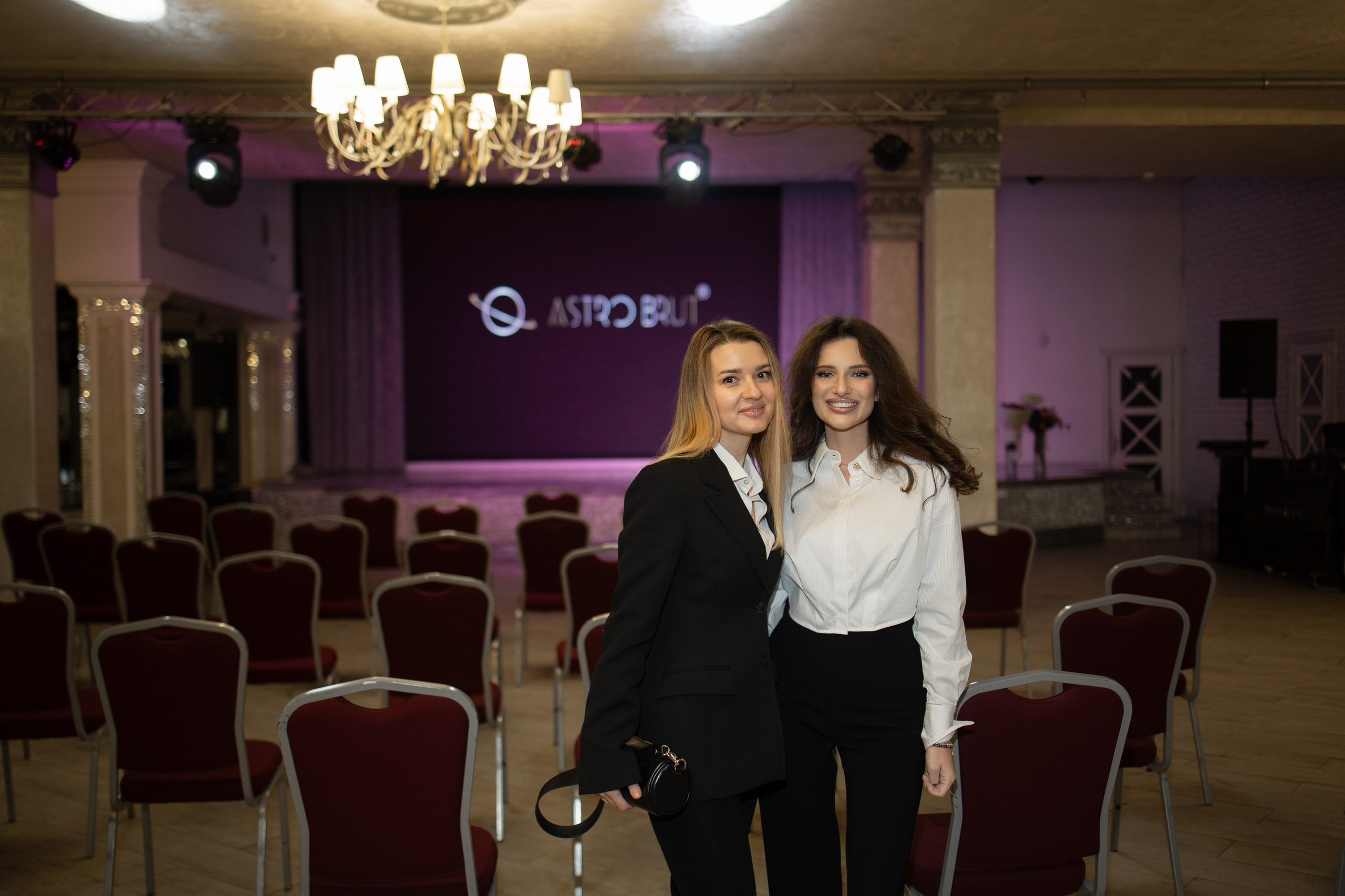 AstroBrut Conference. Wedding and family photographer