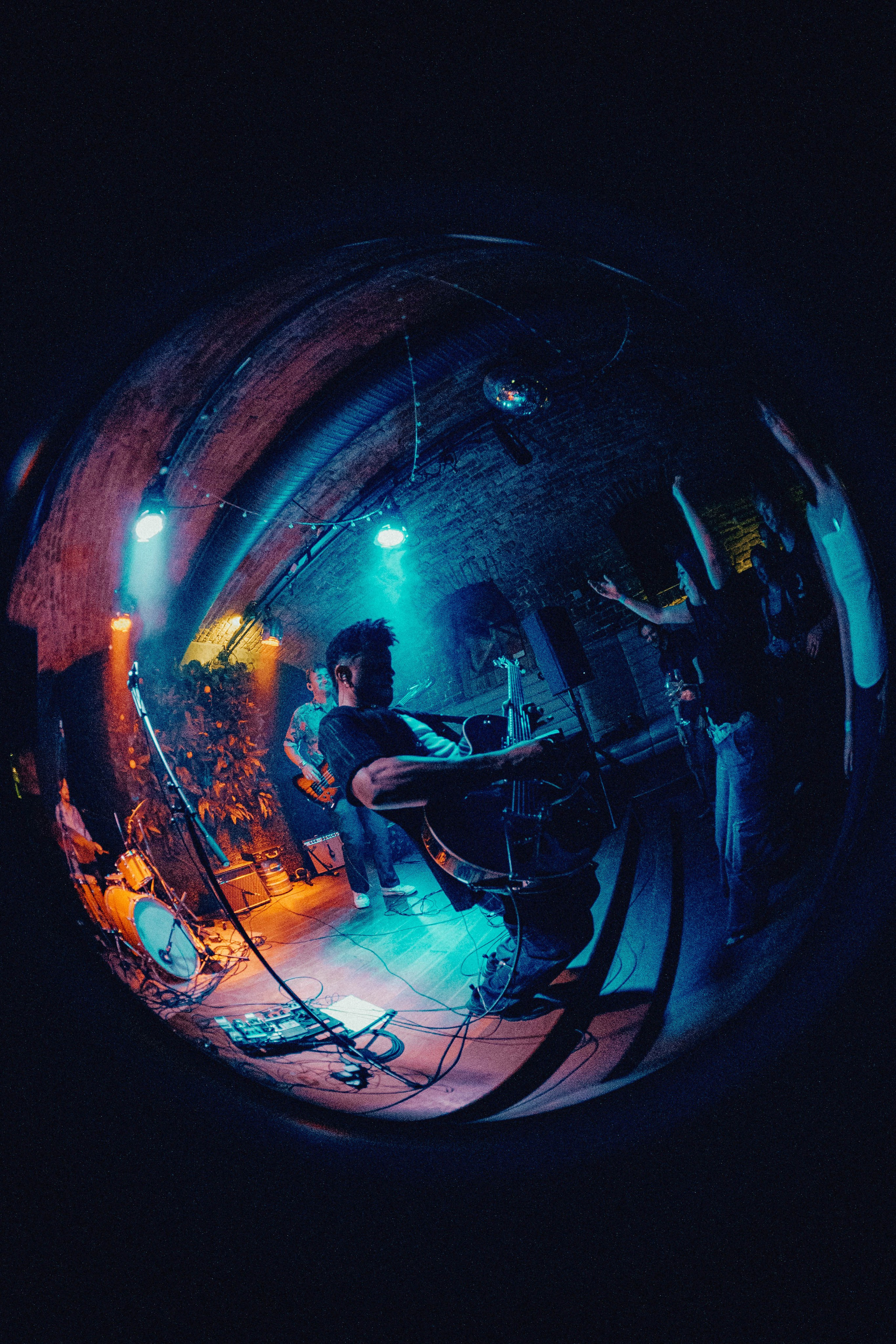 MoonShot. Concert and portrait photographer in Prague