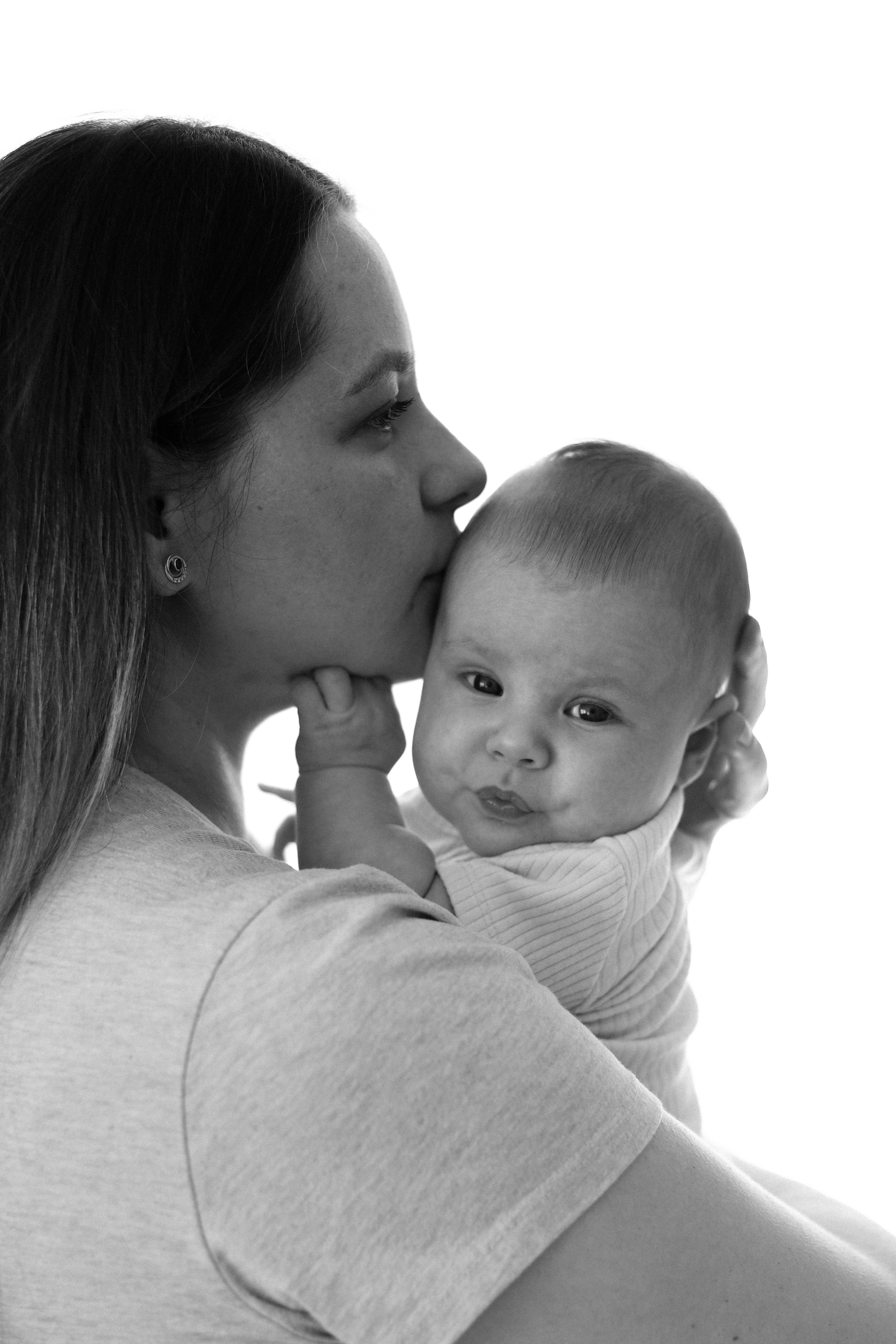 Mama und Baby. Olena Fritz Fotografie