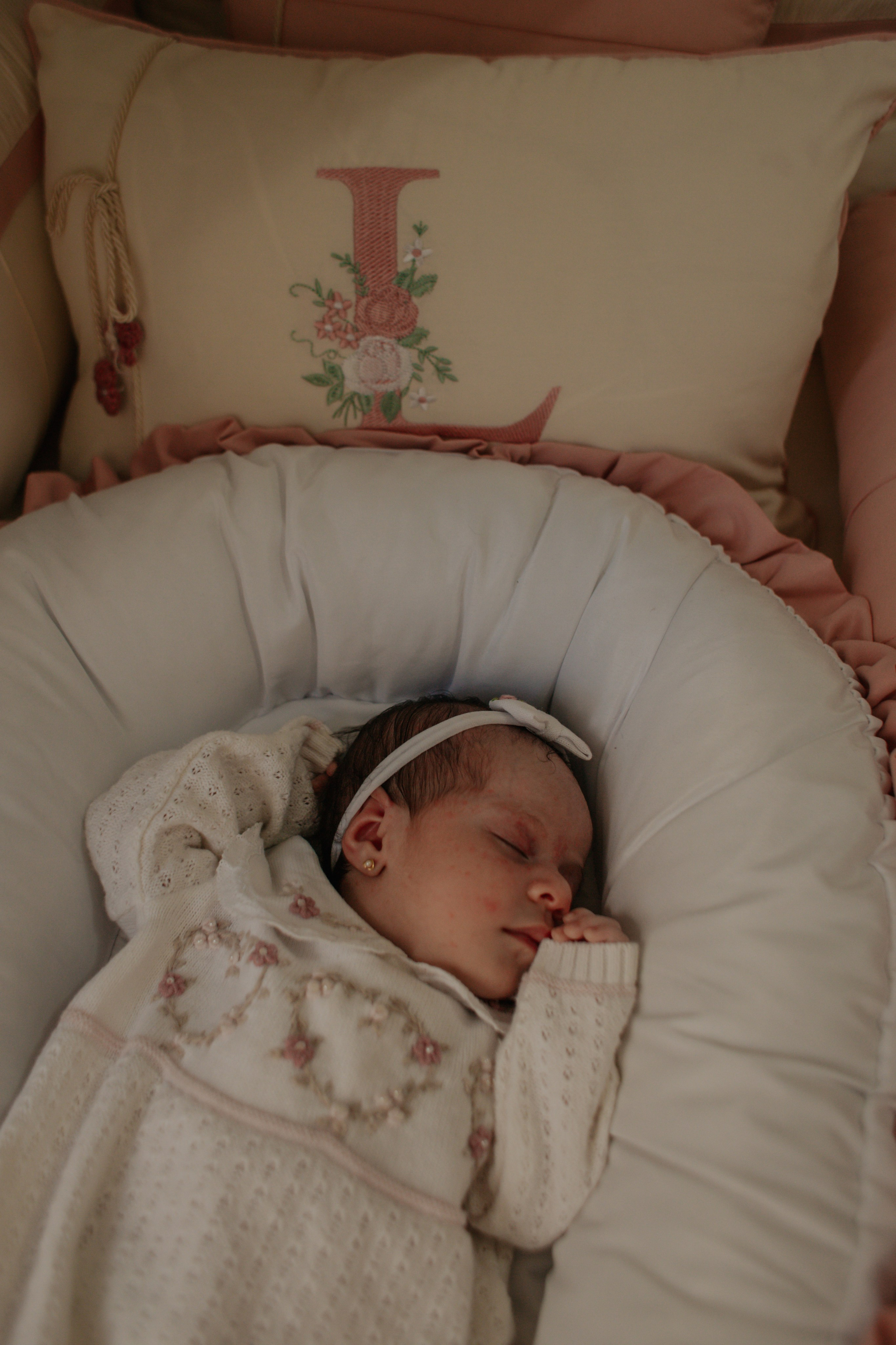 Laura — 1 mês. Amanda Paraizo | Fotógrafa de Parto, Gestante e Família na Grande Vitória — ES