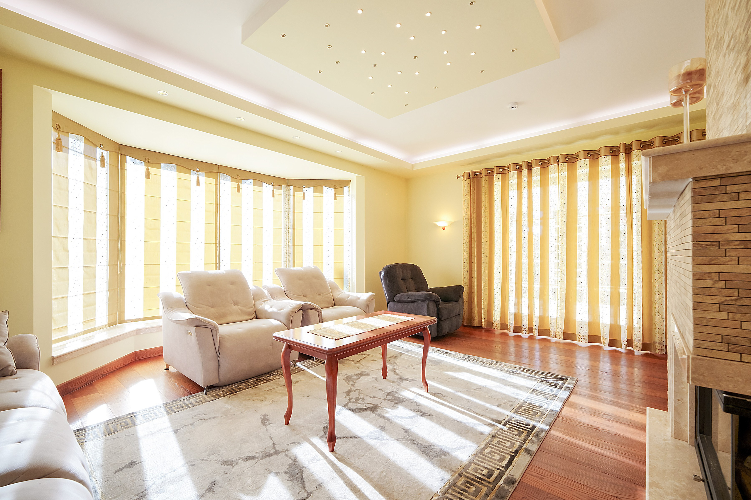 Butų, gyvenamųjų namų, komercinių patalpų fotografavimas. Elina Sapiega fotografė Vilniuje