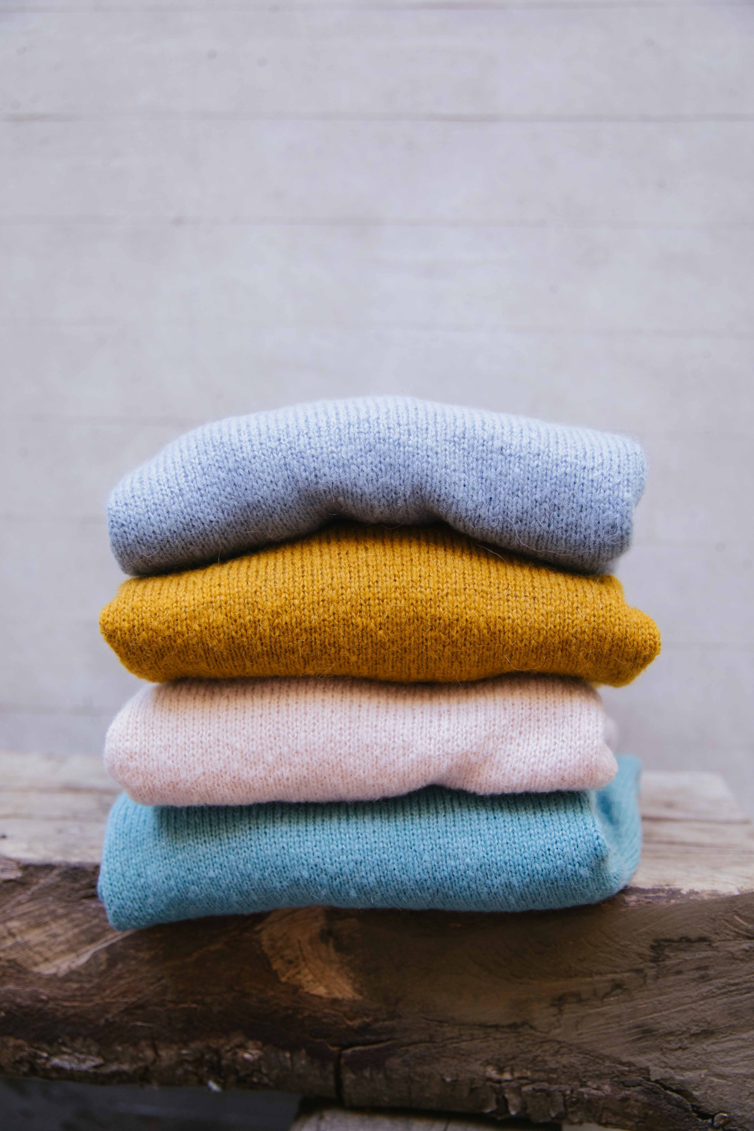 Ropa y accesorios. Maria Kulakova — Fotógrafa en Santiago | Fotografía de producto, marcas y familias