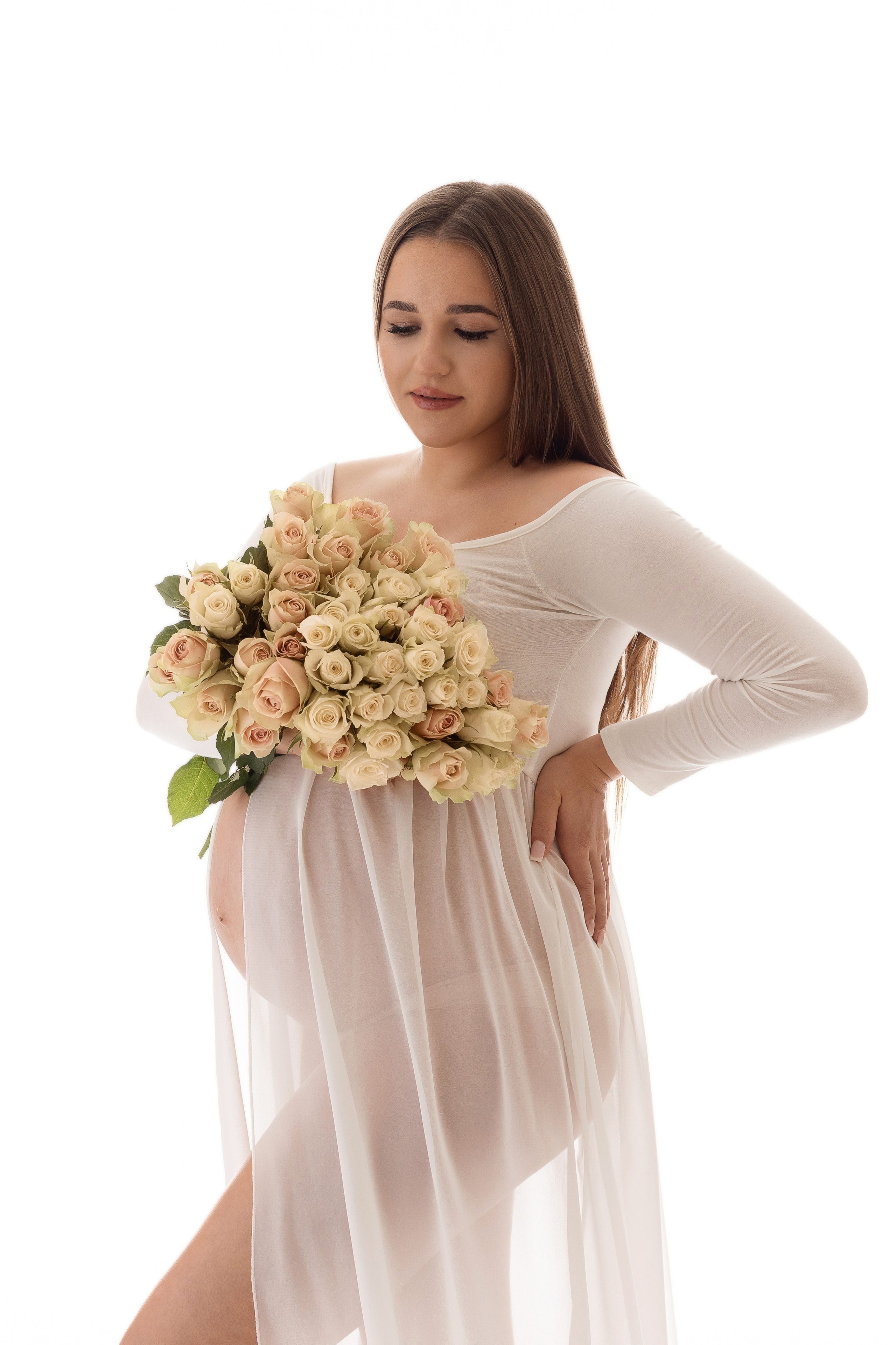Studiofotografie, Schwangerschaft, Schwangerschaftsshooting, Fotoshooting Babybauch, Babybauchshooting, Osnabrück, Porträt, minimalistisch, schwarz-weiß, Osnabrueck, Fotograf Osnabrück, Fotografin Osnabrück