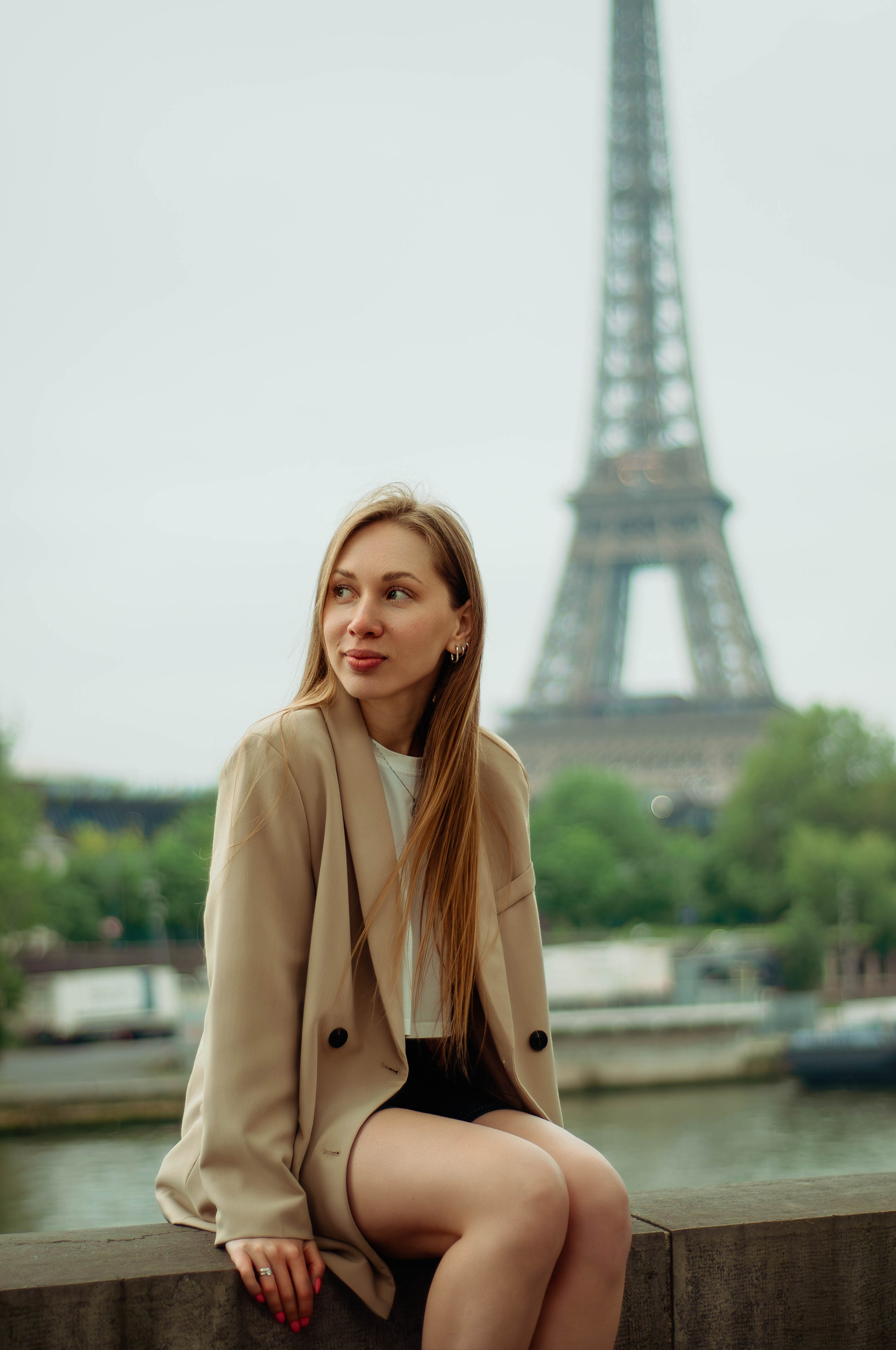 Лавстори у Эйфелевой Башни. Фотограф в Париже Полина Осипова