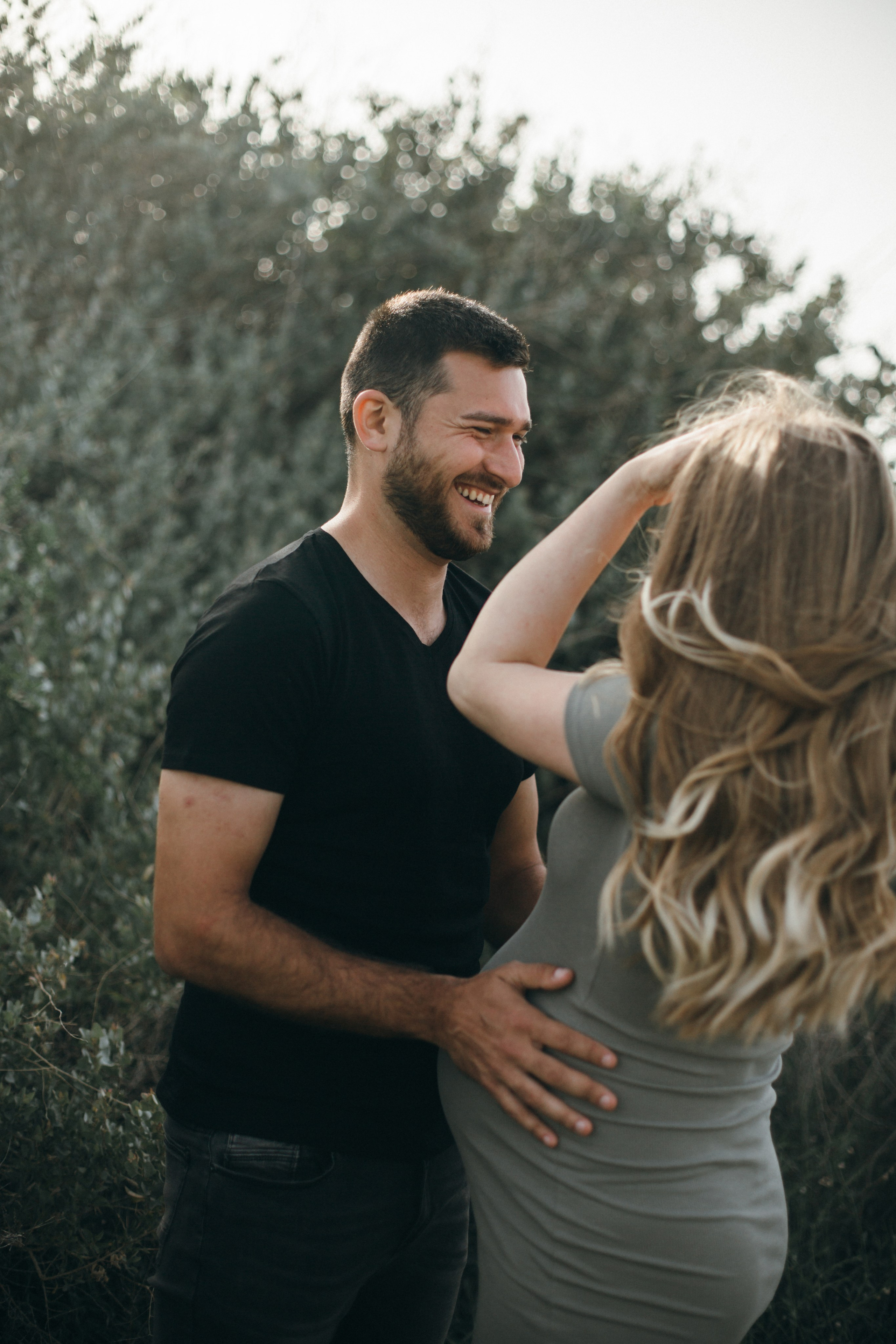 Sasha & Inna at HaBonim beach. Family photographer in Israel