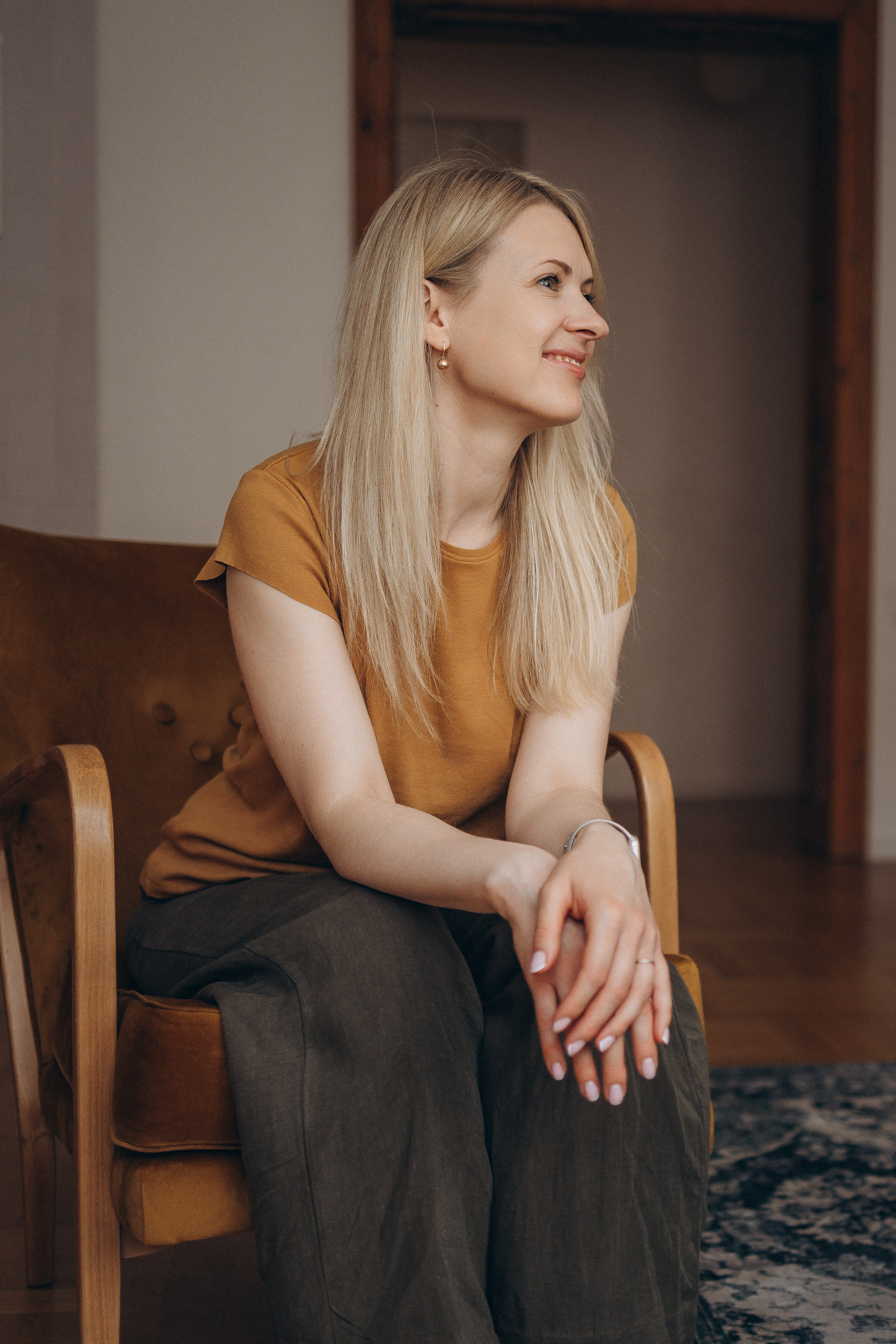 LAURAS ģimene. GALVENĀ