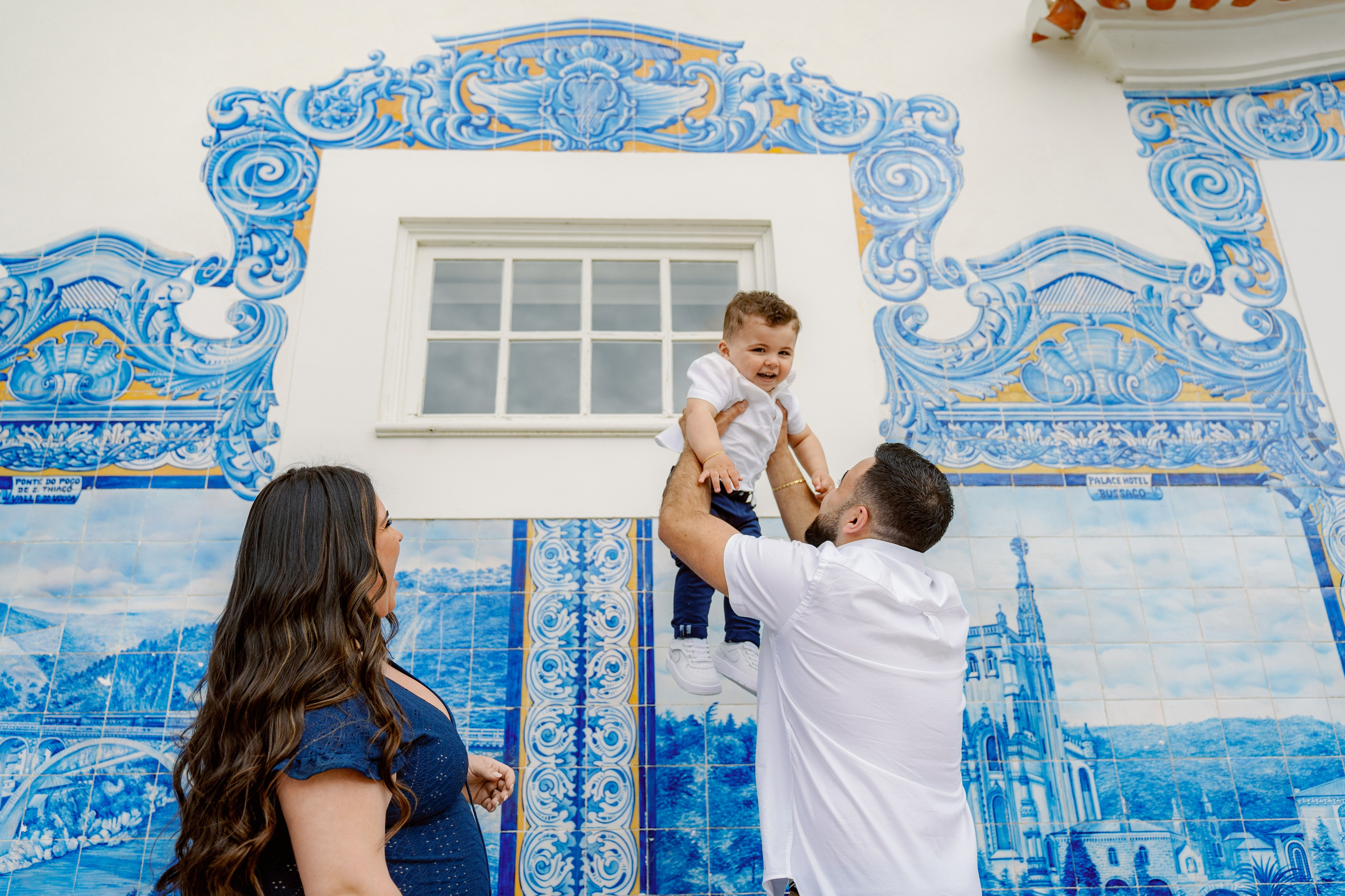 FAMILY PHOTO SHOOT IN AVEIRO. Photo and video shoots, photo tours in Portugal — WePortugal