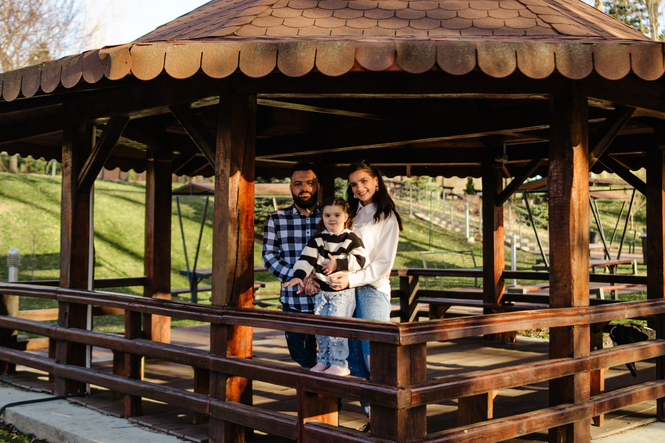 Sara’s Family. Foto-Video Nunta Iasi, Suceava, Bucuresti / Disponibilitate 2025 — 2026 — 2027