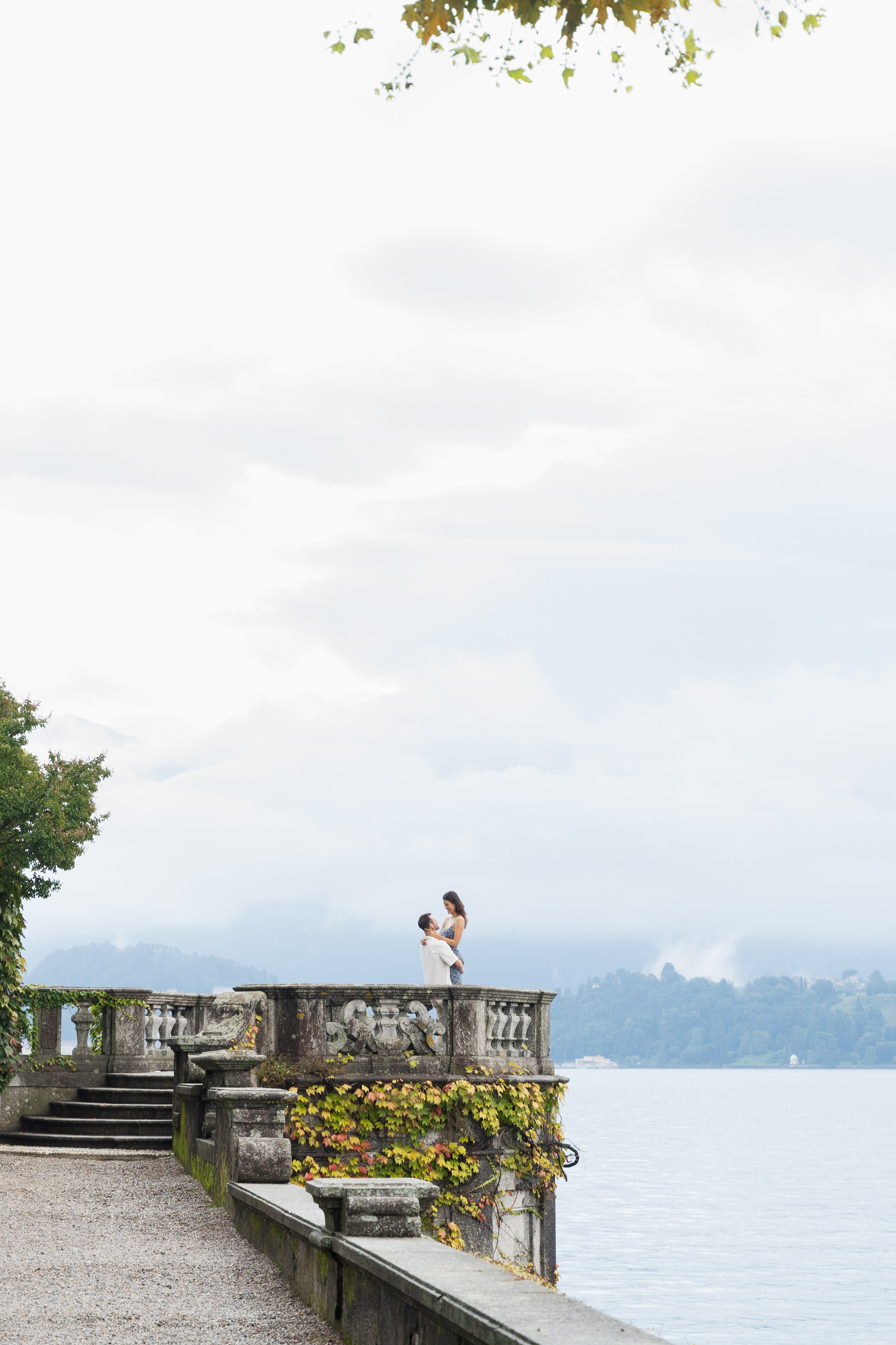 Sunrise Secret Proposal Lake Como. Proposal Photographer in Lake Como