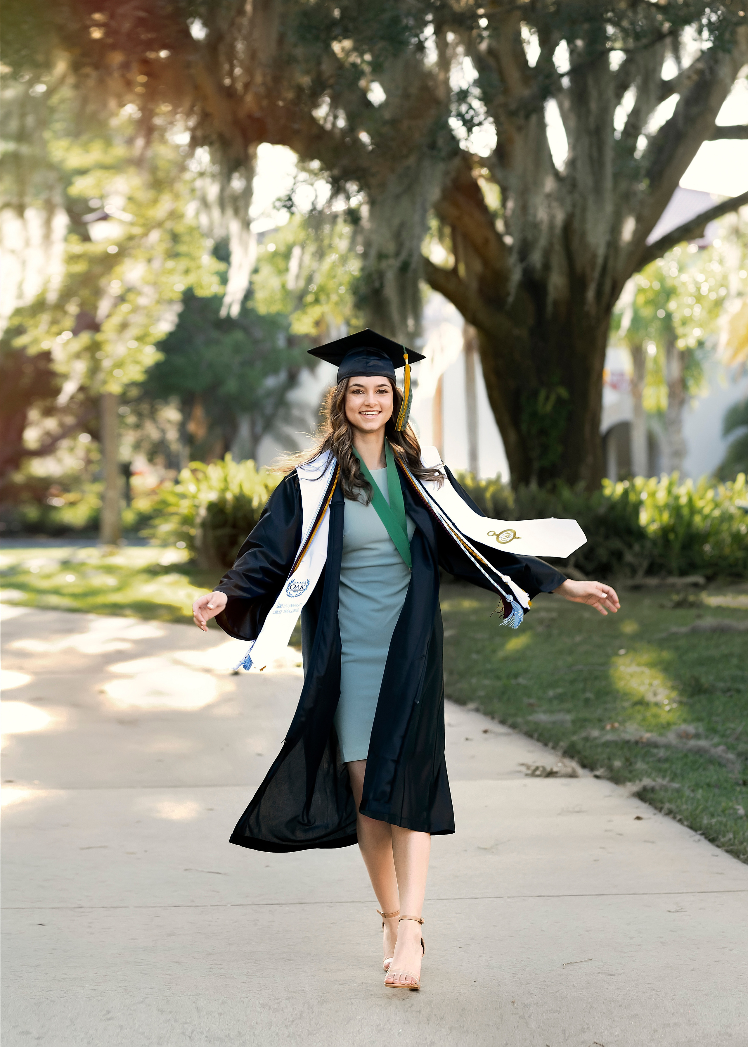 Graduation_2023. Portrait, kids and family photographer in Wesley Chapel Alina Alice Osipova