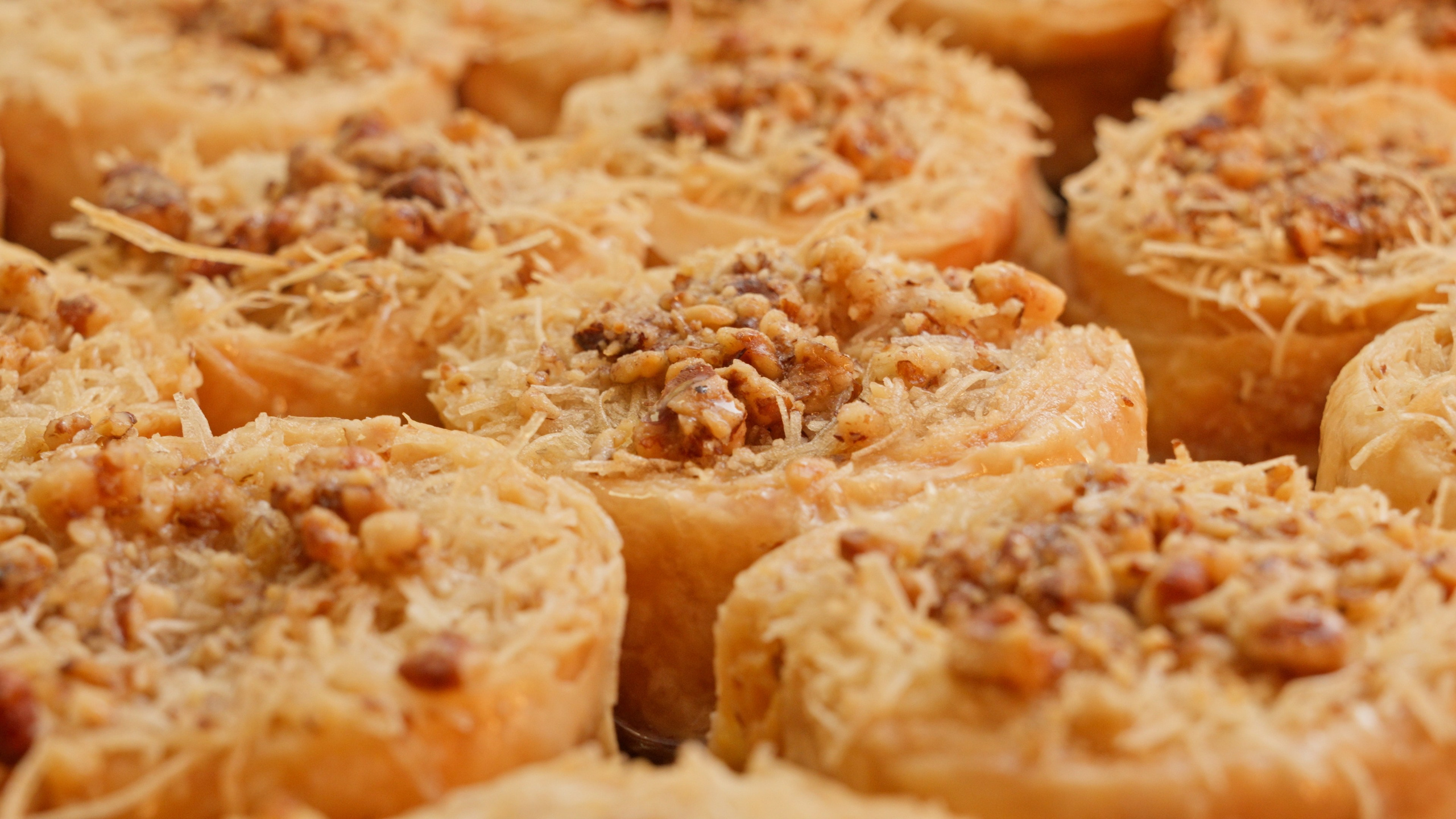 Djullka Bakllava Brand Video. Hamza Makić Cinematographer, Photographer & Visual Artist