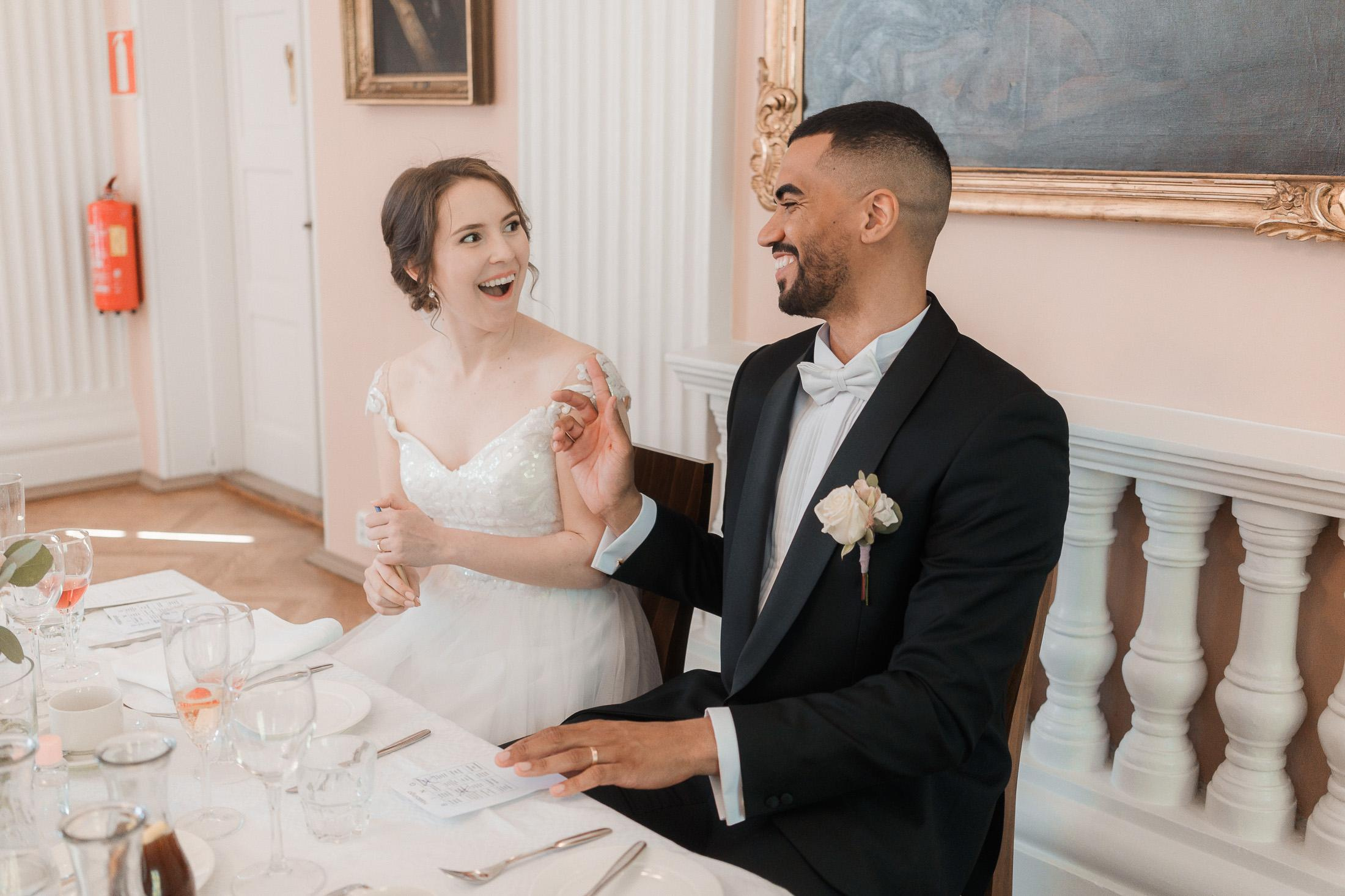  juhlapaikkana Suomenlinnan upseerikerho