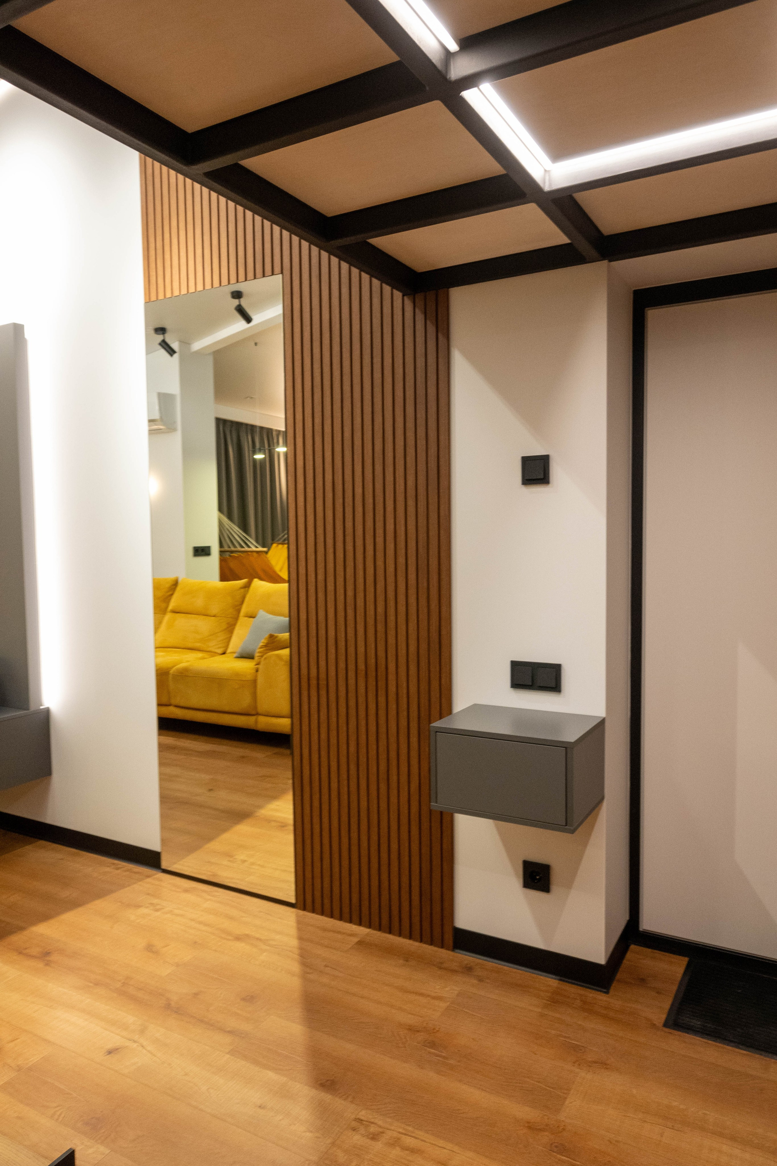 The apartment is on two levels. Fotograf Dmitrii Donets