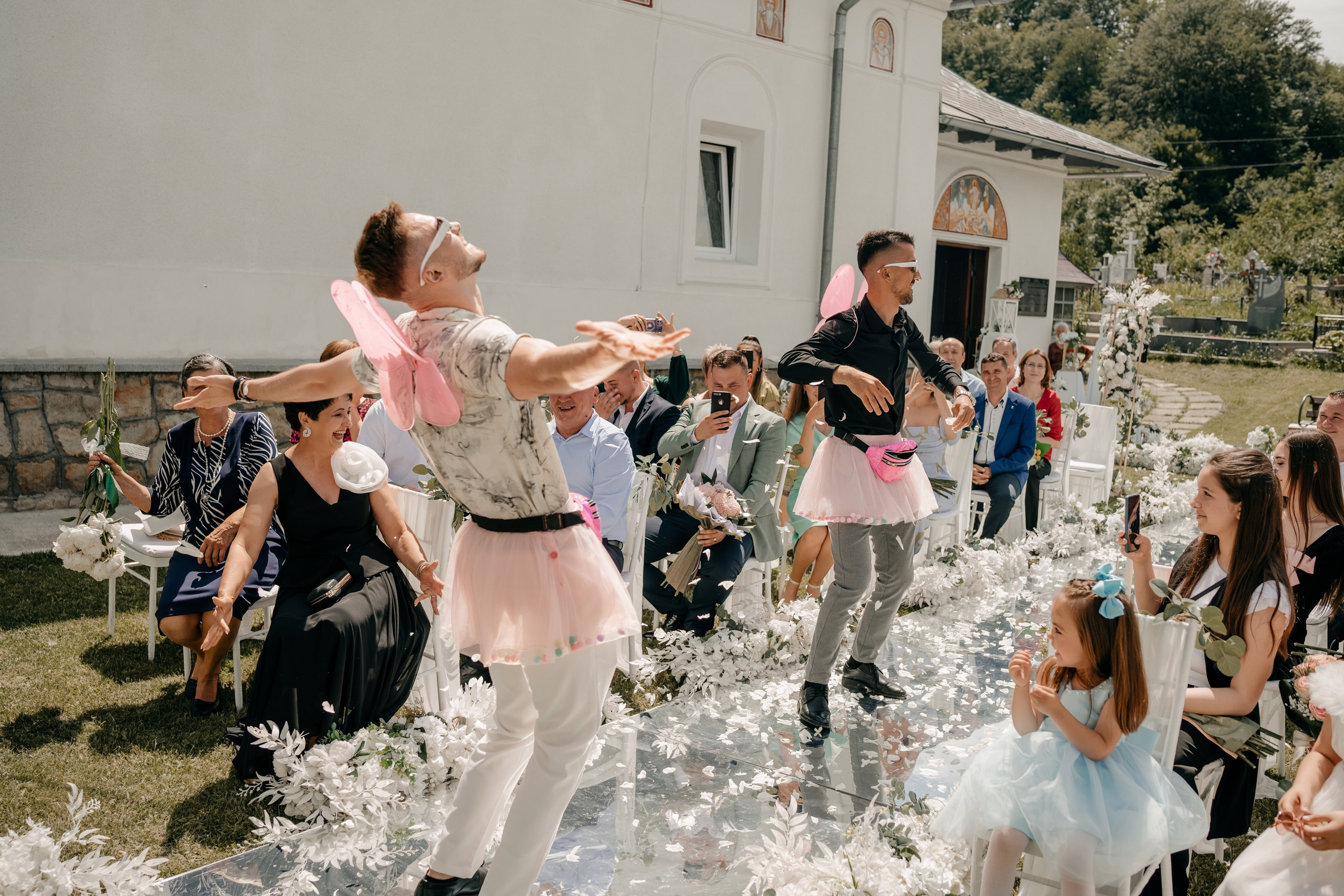 Ramona & Alin. Raw Studio. Fotograful tau de nunta!