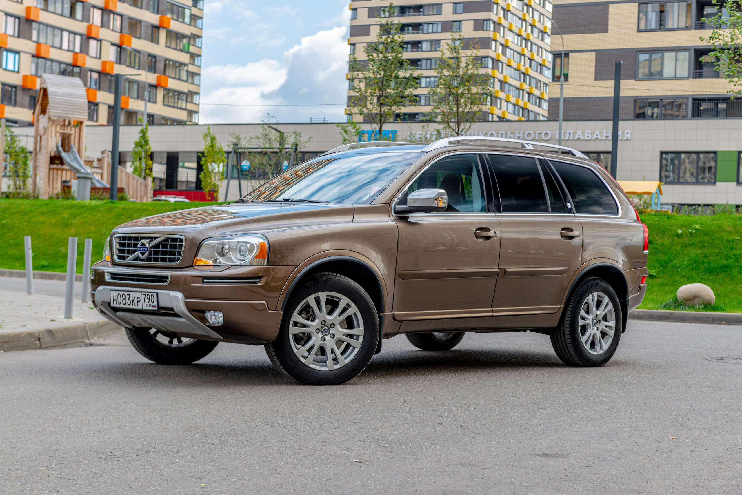 Фотосъемка автомобиля Volvo XC90. ФОТОГРАФ МЕКСИКА КИНТАНА-РОО
