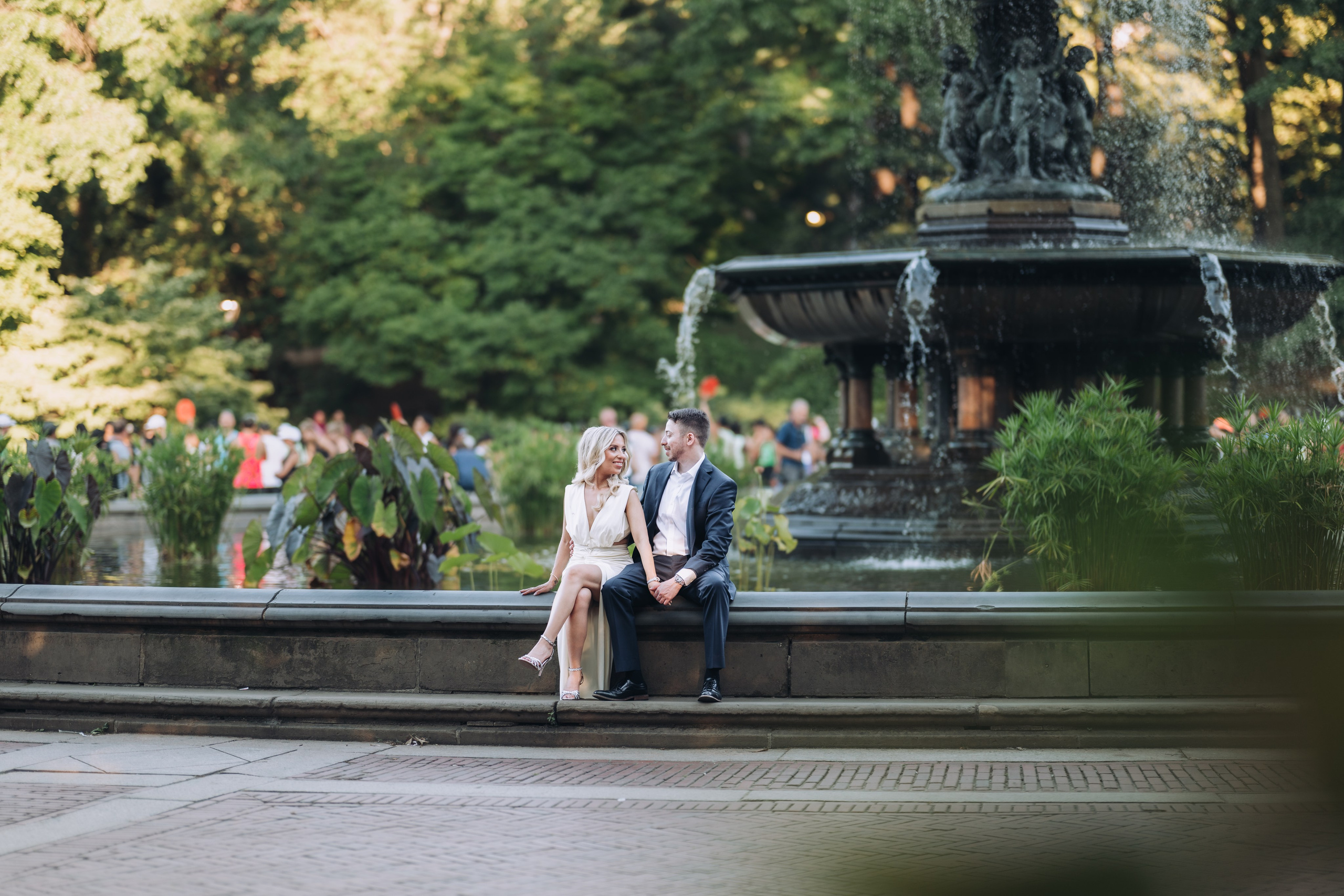 Engagement & Love Story. Wedding Photo & Video