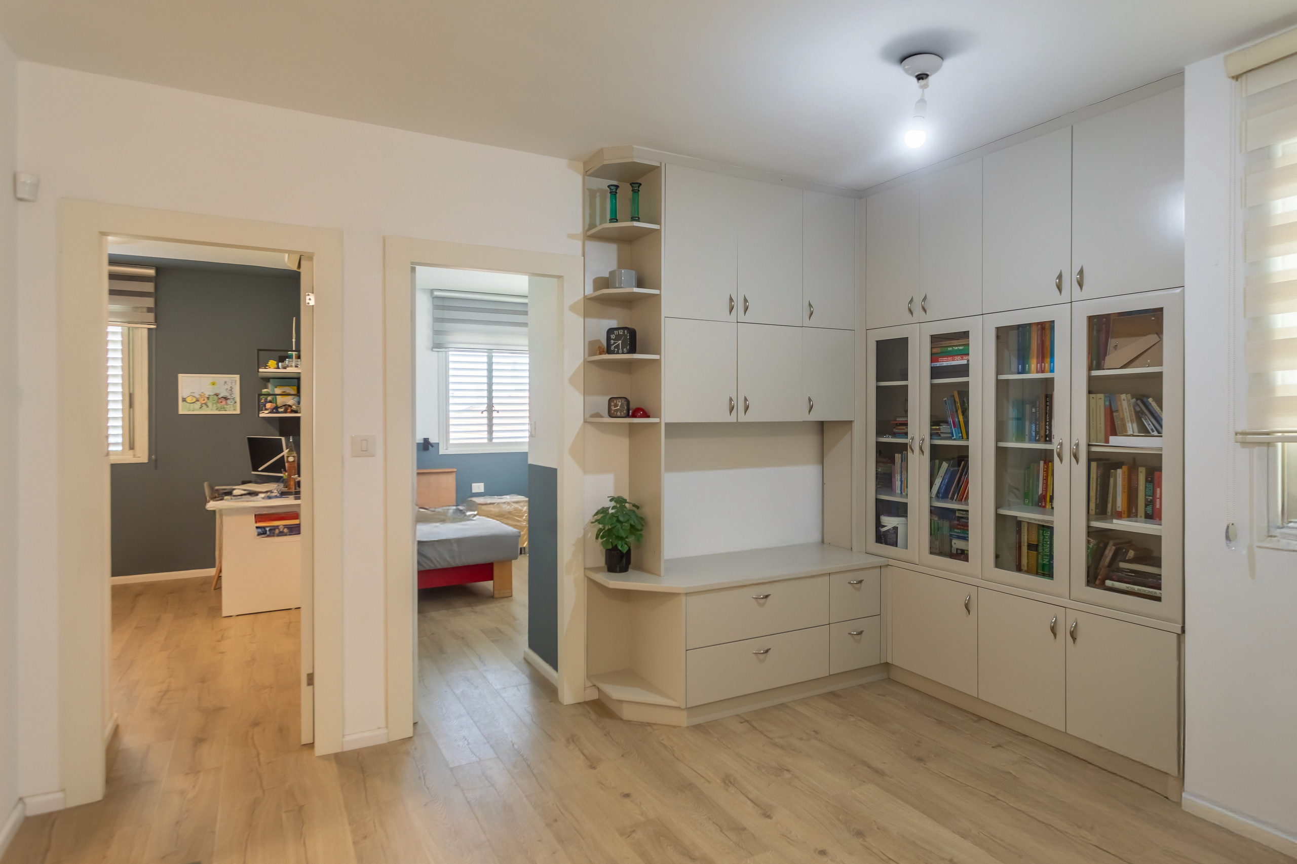 Photographer of property interiors in Israel for Booking and Airbnb