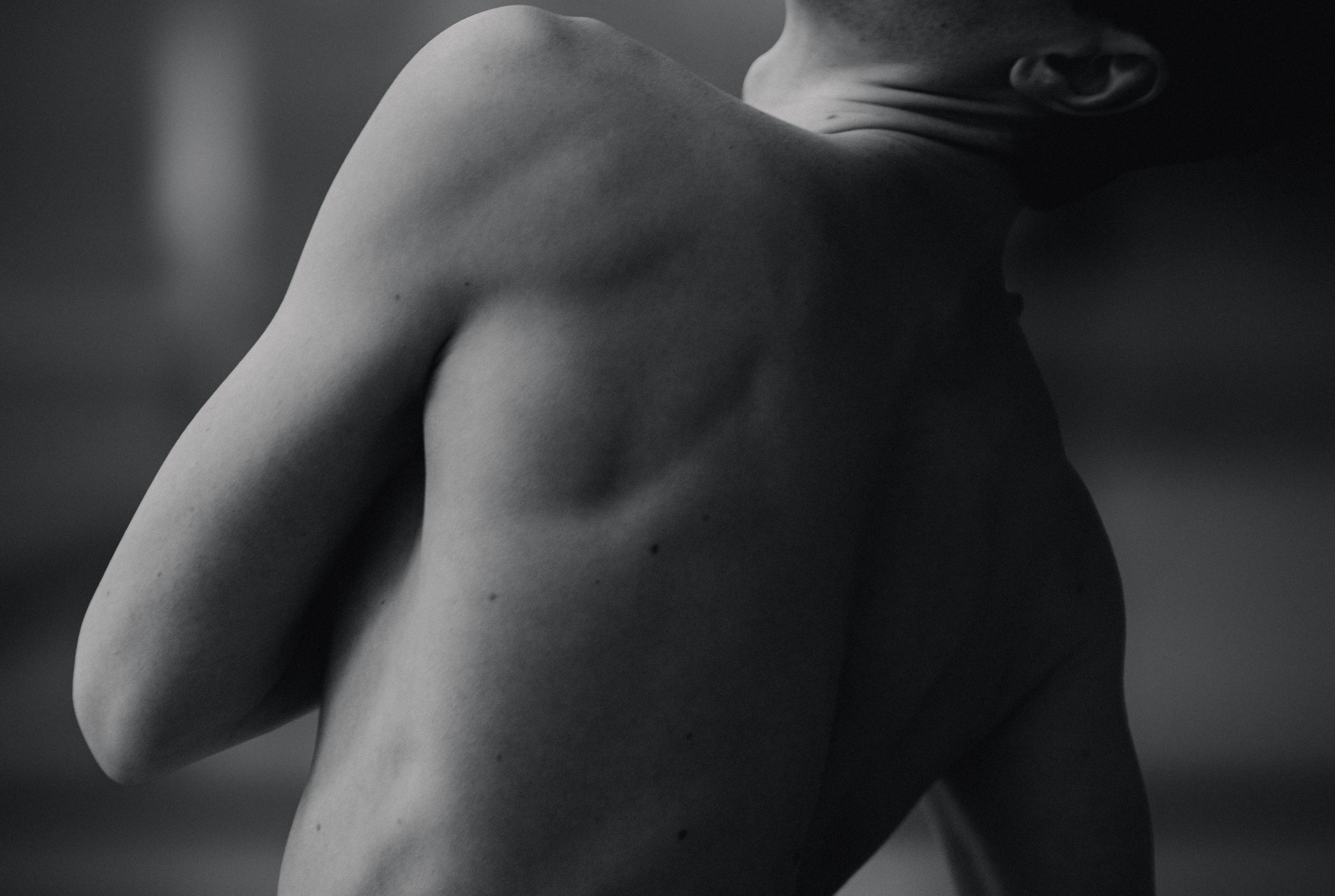 DANCERS. Victoria Olonen – Cinematic Portrait Artist | Helsinki & Europe