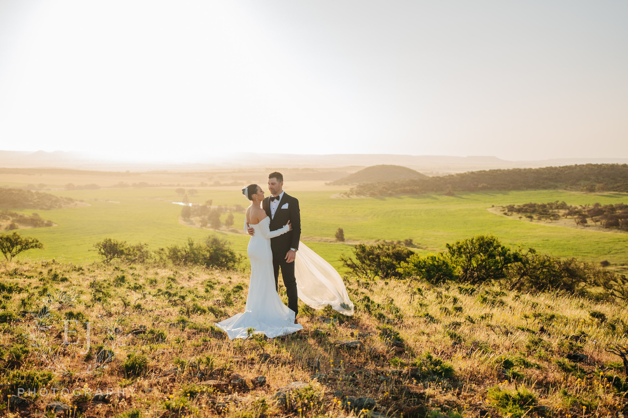 Amie & Jamie — Emu Creek Gardens, Geraldton. Emma Joy Photography