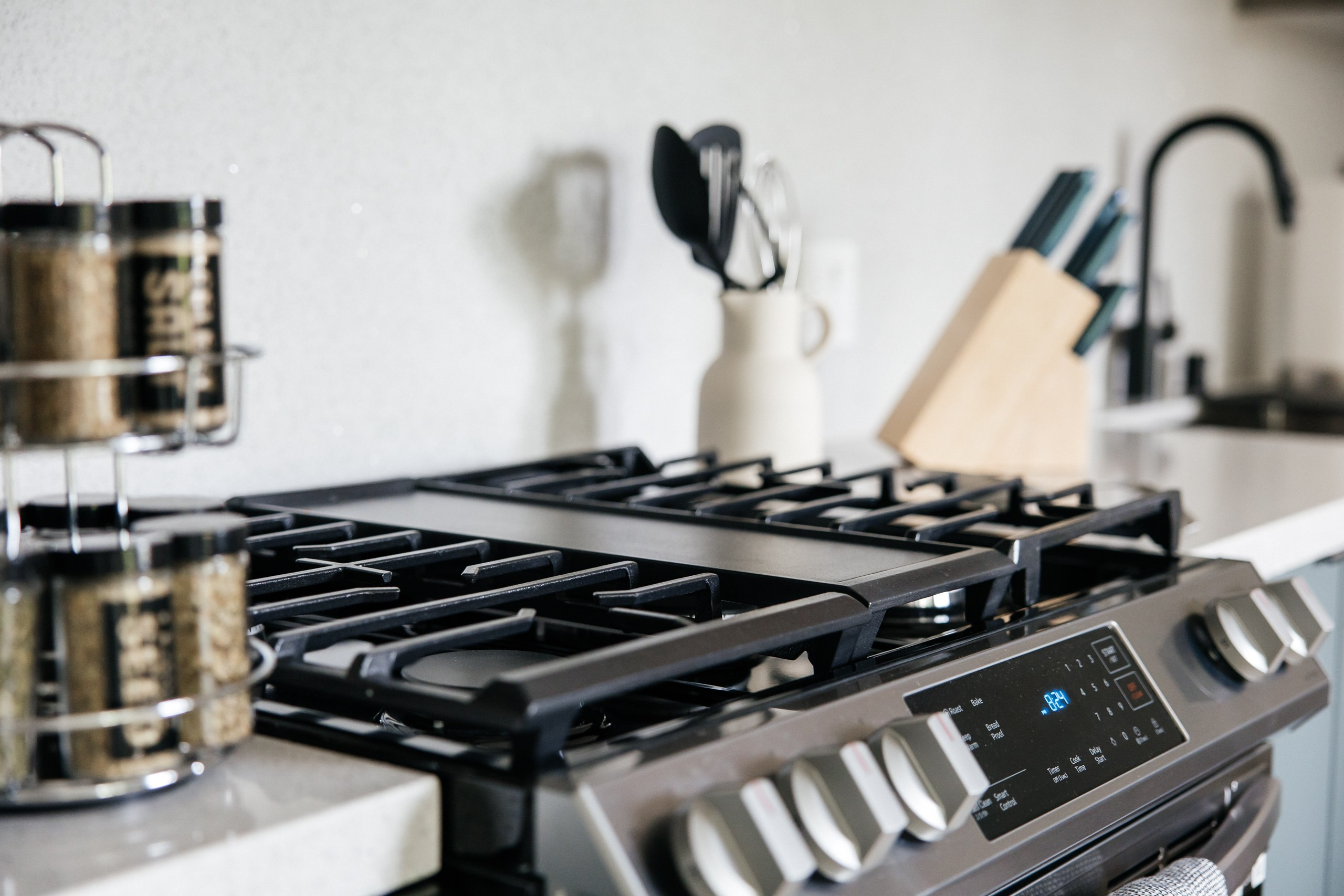 Affinity Apartments. Photographer Andrei White