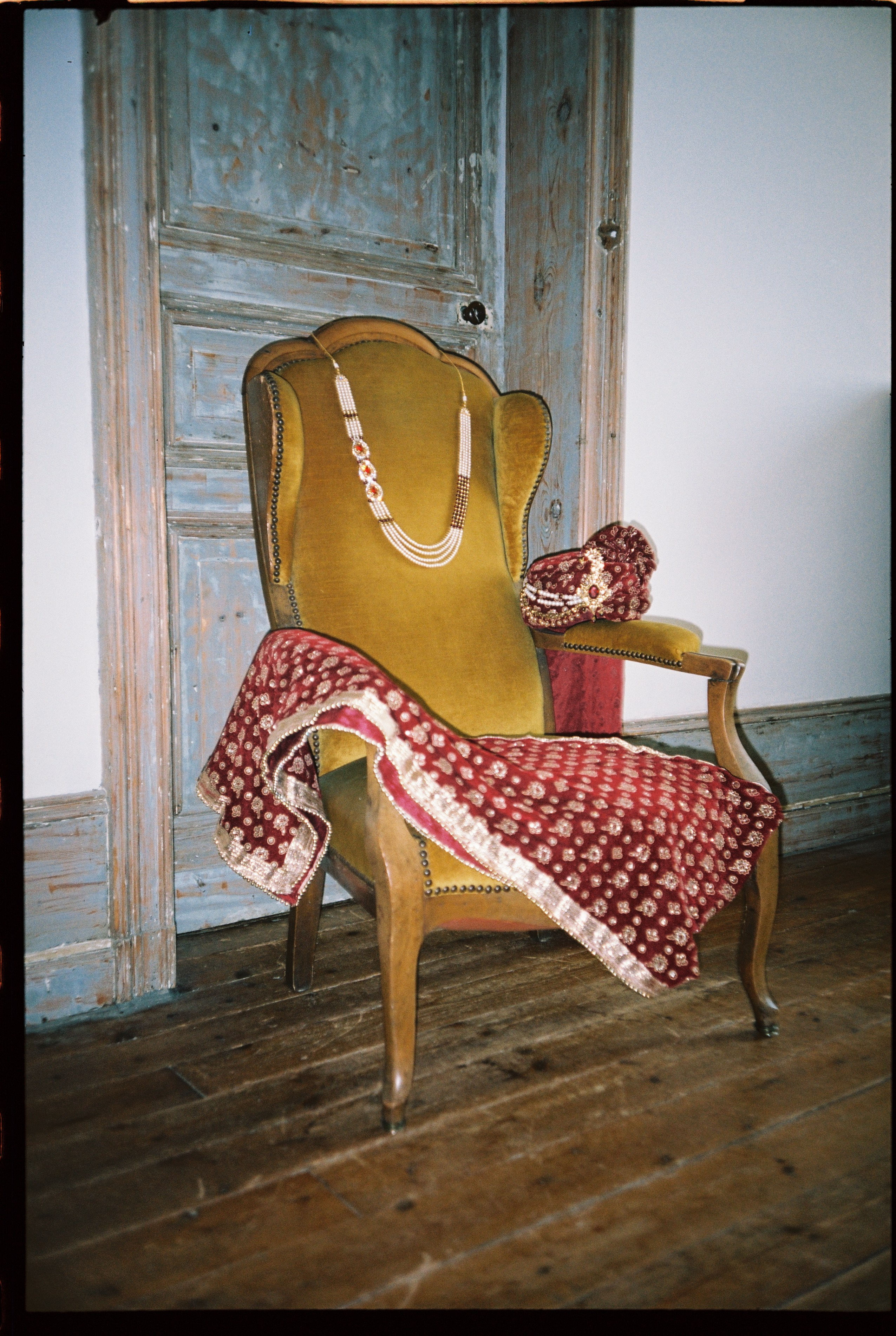 Wedding in a French Château | Destination Wedding Photography. Wedding photographer in Italy