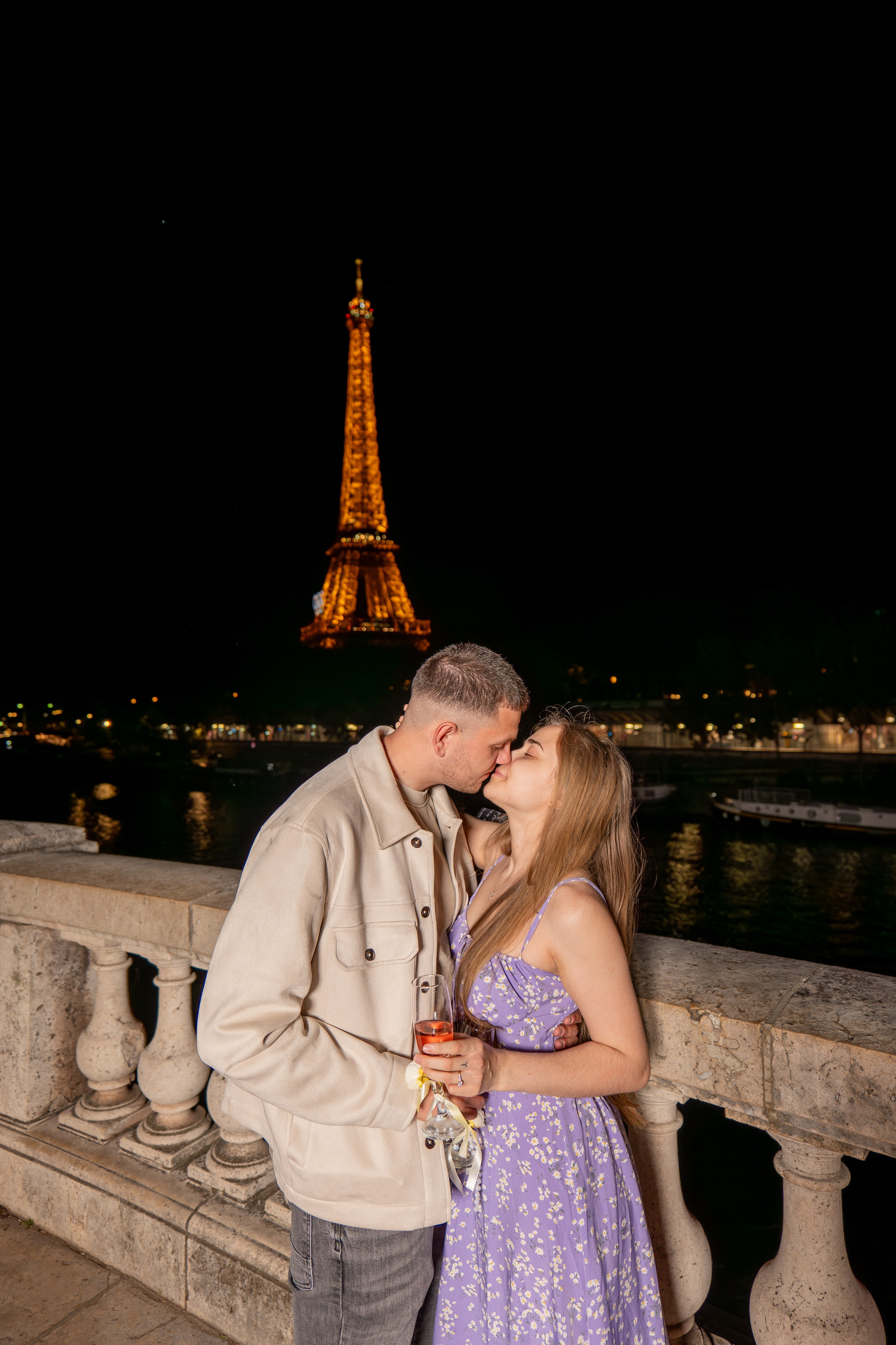 Alexandru & Liliana. Fotograful și Cameramanul familiei dvs în Franța Paul Photographer