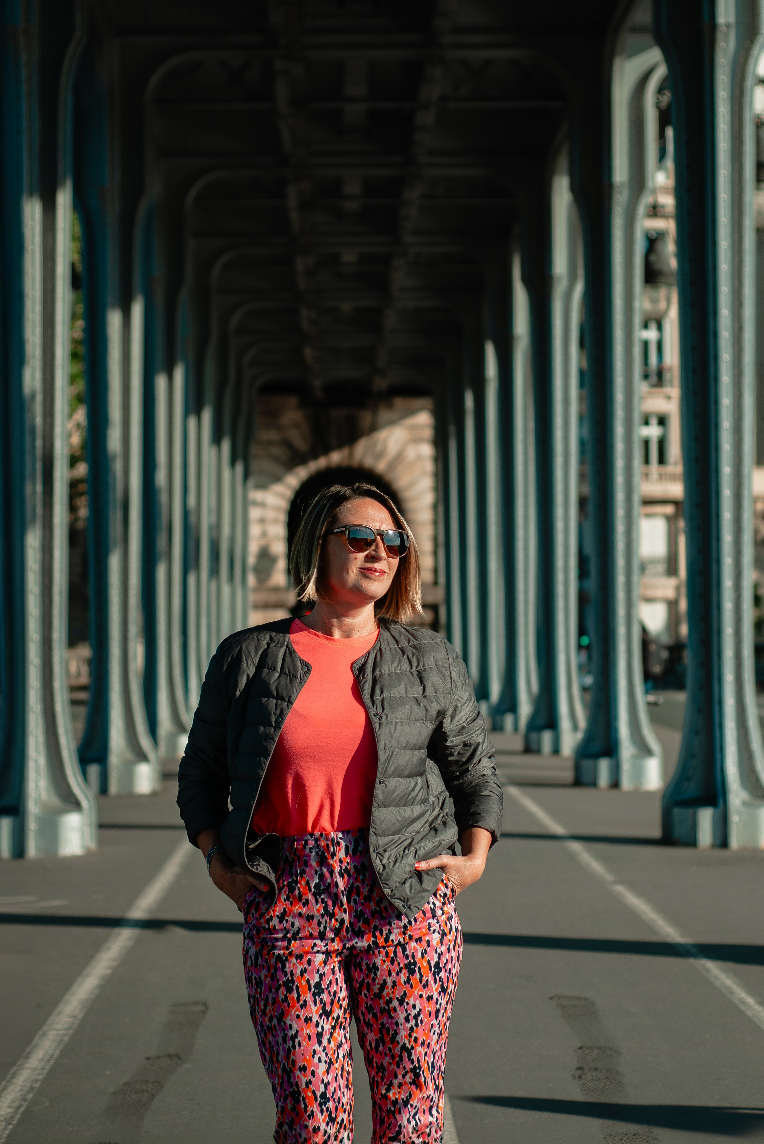 Фотосессия подруг на мосту Бир-Акейм. Фотограф в Париже Полина Осипова