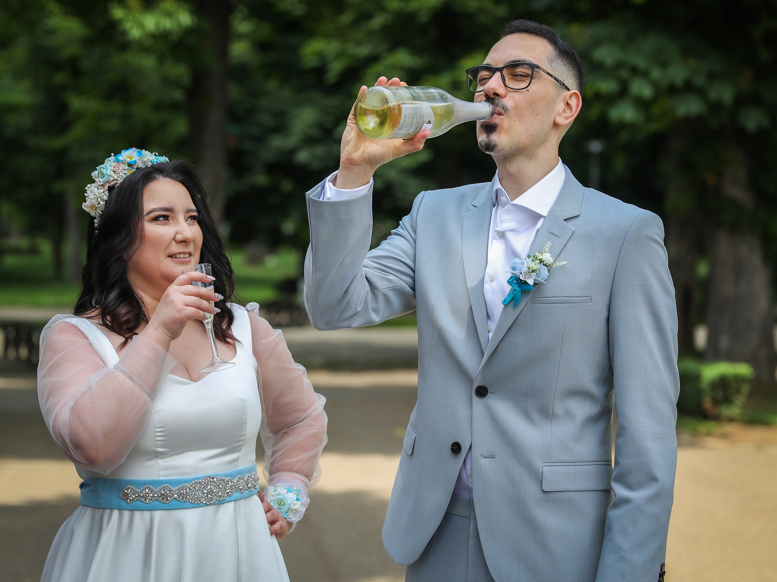 Andreea & Andrei — autentic, asumat, real. Rares Bucur is a professional wedding photographer based in Cluj-Napoca, Romania, specializing in wedding photography