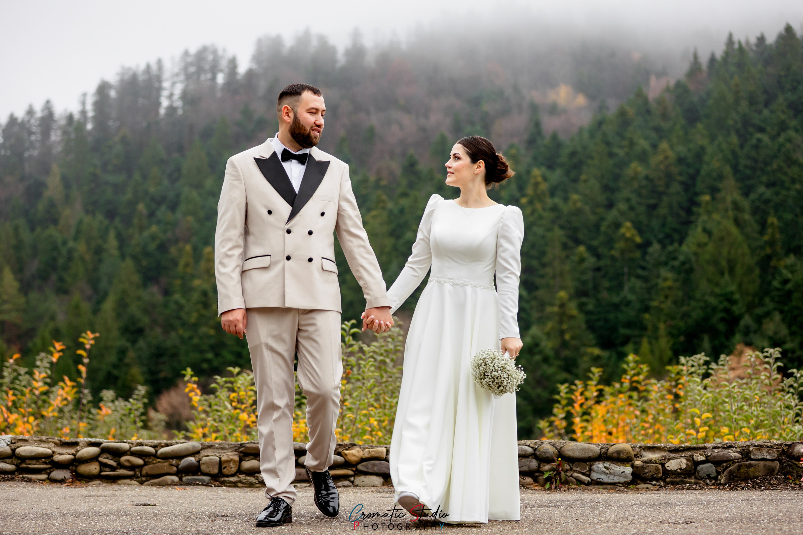 Nunta. Cromatic Studio — Fotograf de nuntă în Târgu Jiu. Emoții reale, povești autentice și amintiri create cu pasiu