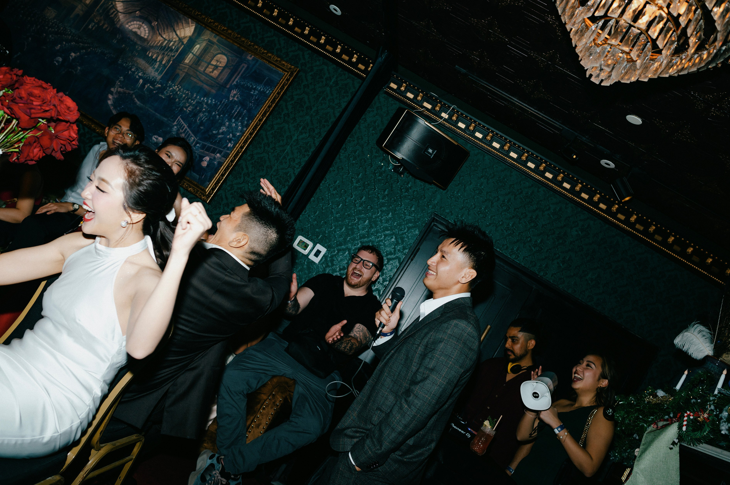 HIEP & TRINH / After wedding. Nhiếp ảnh gia đám cưới hàng đầu tại Thành Phố Hồ Chí Minh