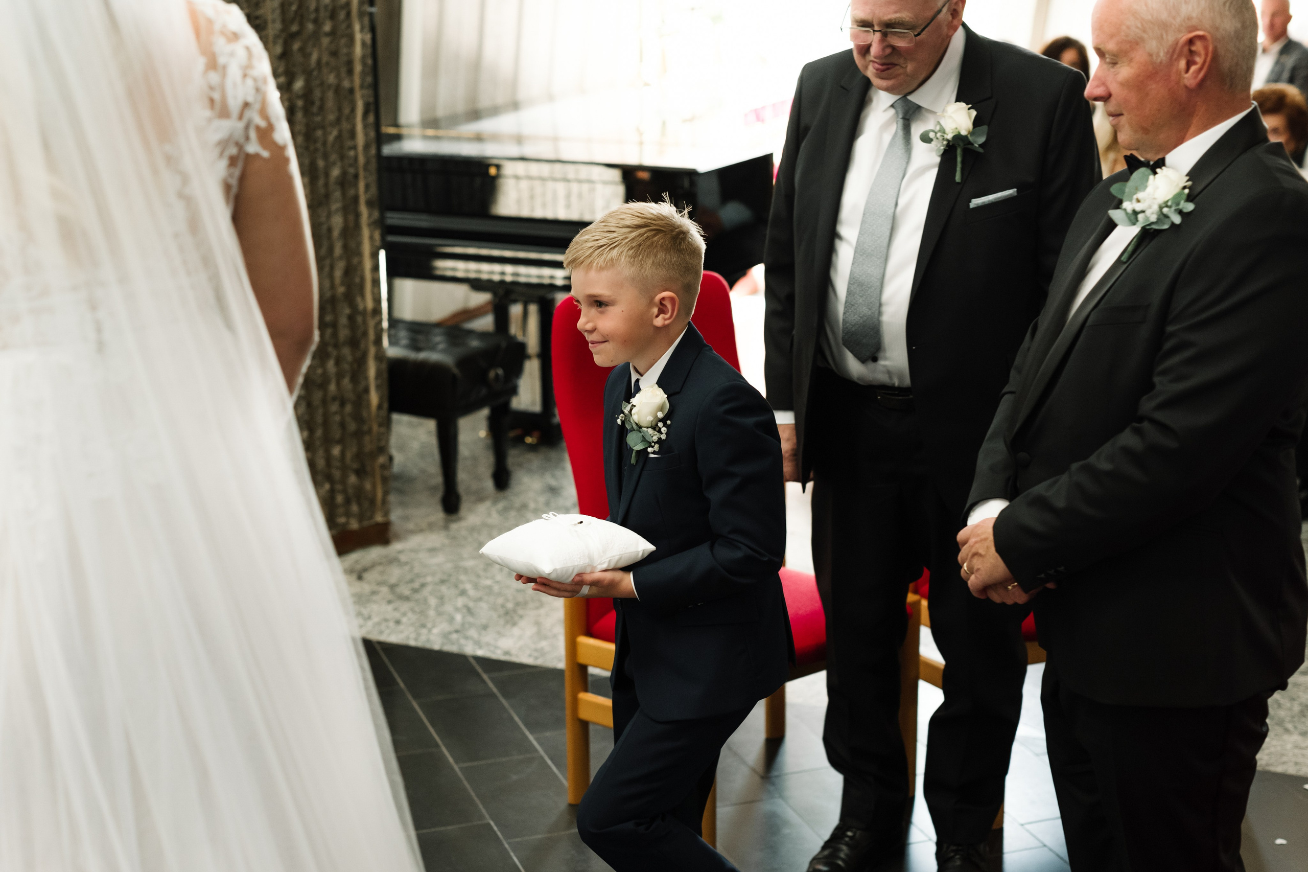 Iris and Helgi. Michalina Dzianach Wedding Photographer Iceland