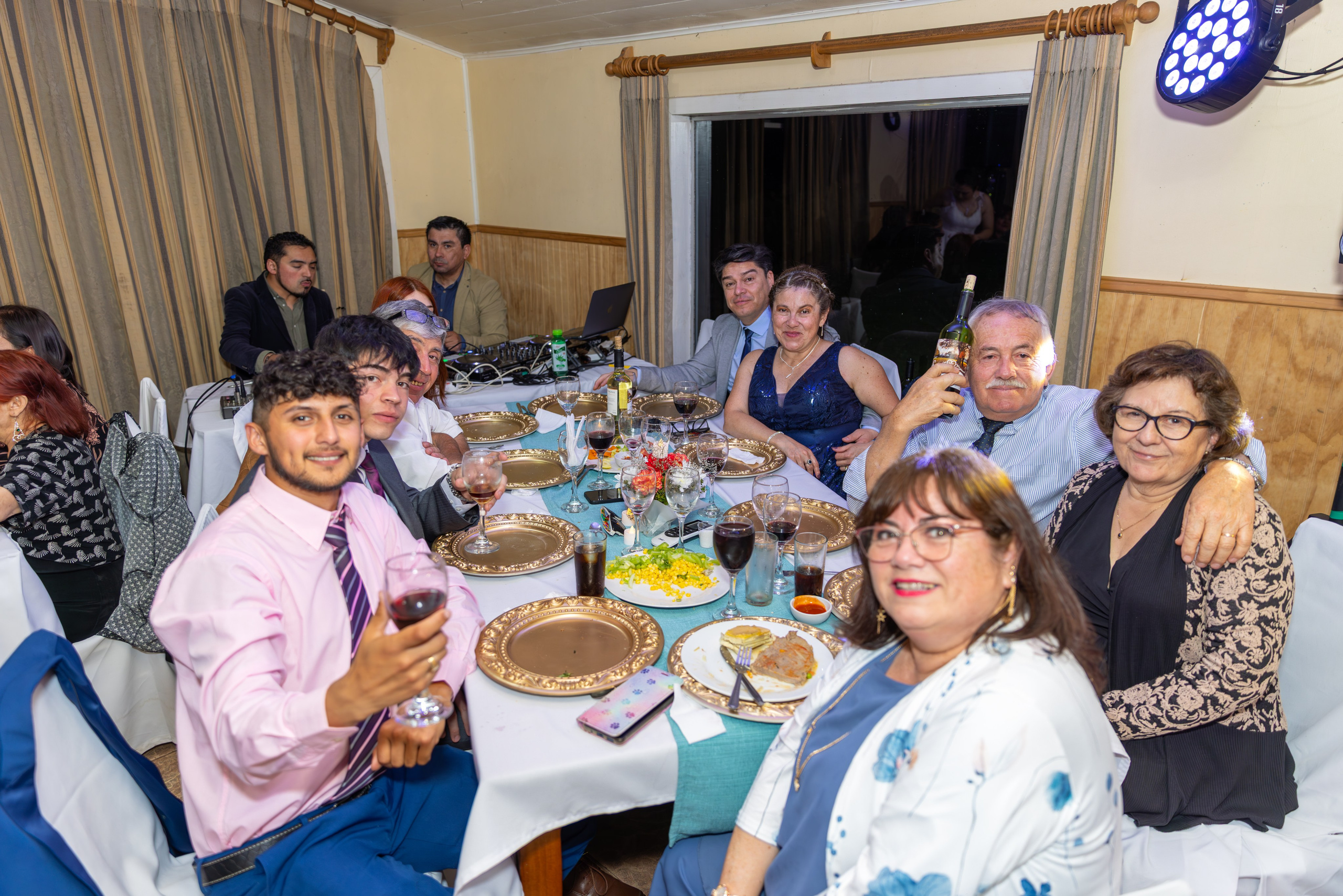 Boda de Caro y Cony. Dinka & Emilio - El arte de preservar lo que no se repite