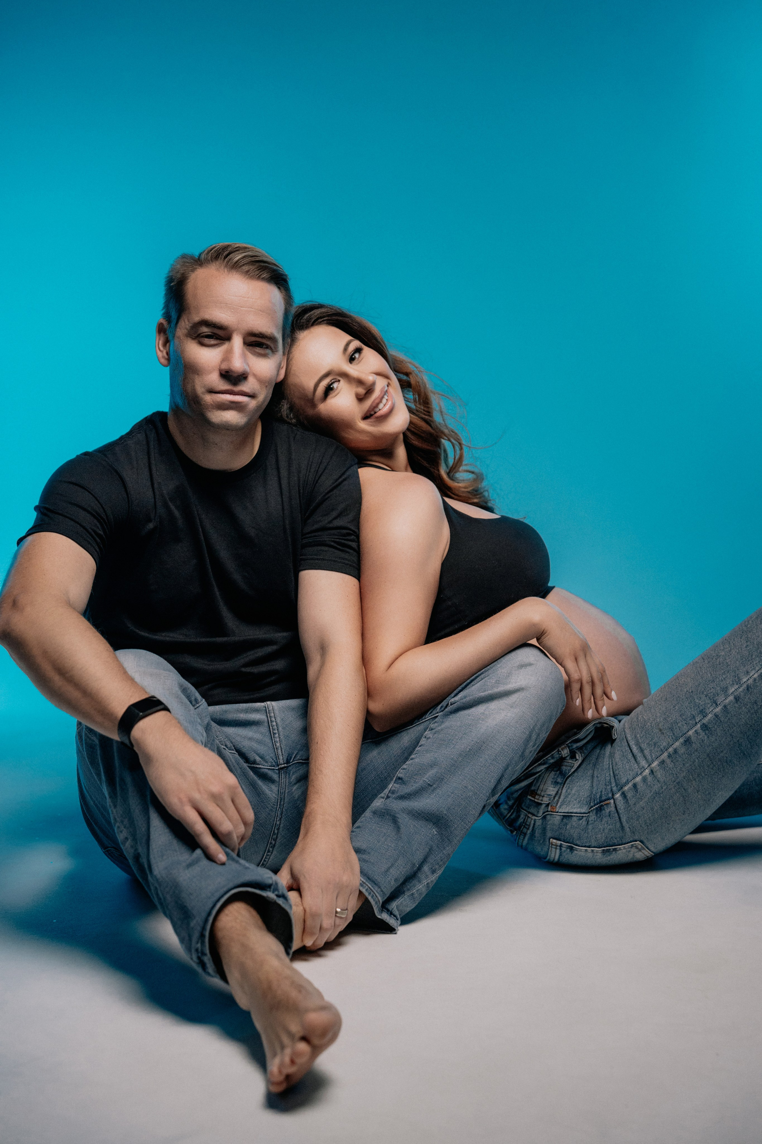 Diana and Ewan. Maternity in studio. Wedding and family photographer and videographer PA, NJ, NY, DE, MD