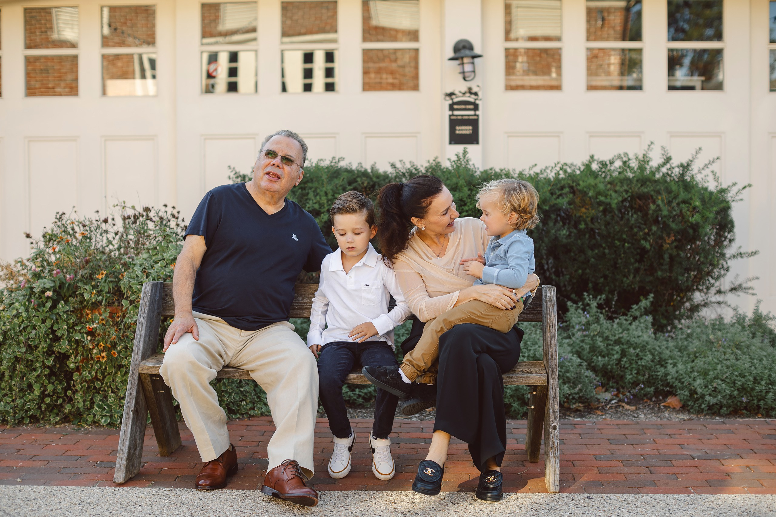 10.11.26 Family Photoshoot. Wedding family event photographer in Chicago Nick Yushevich
