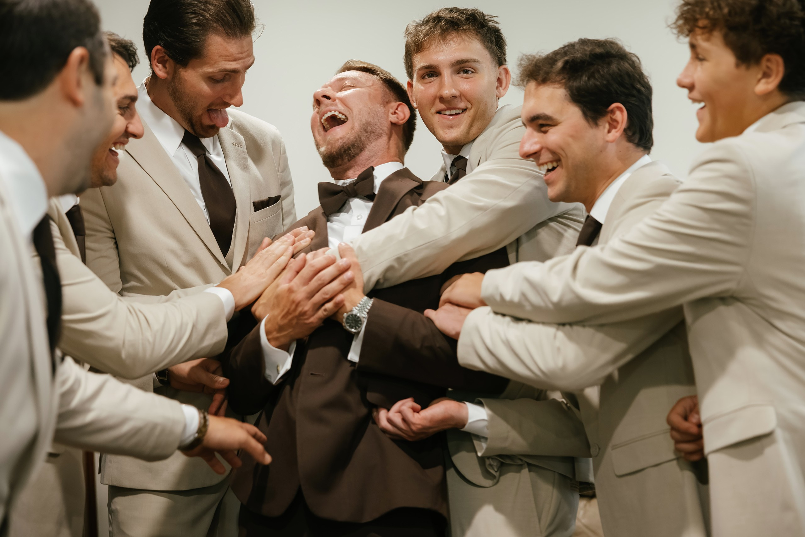 09.19.2026 Wedding. Wedding family event photographer in Chicago Nick Yushevich