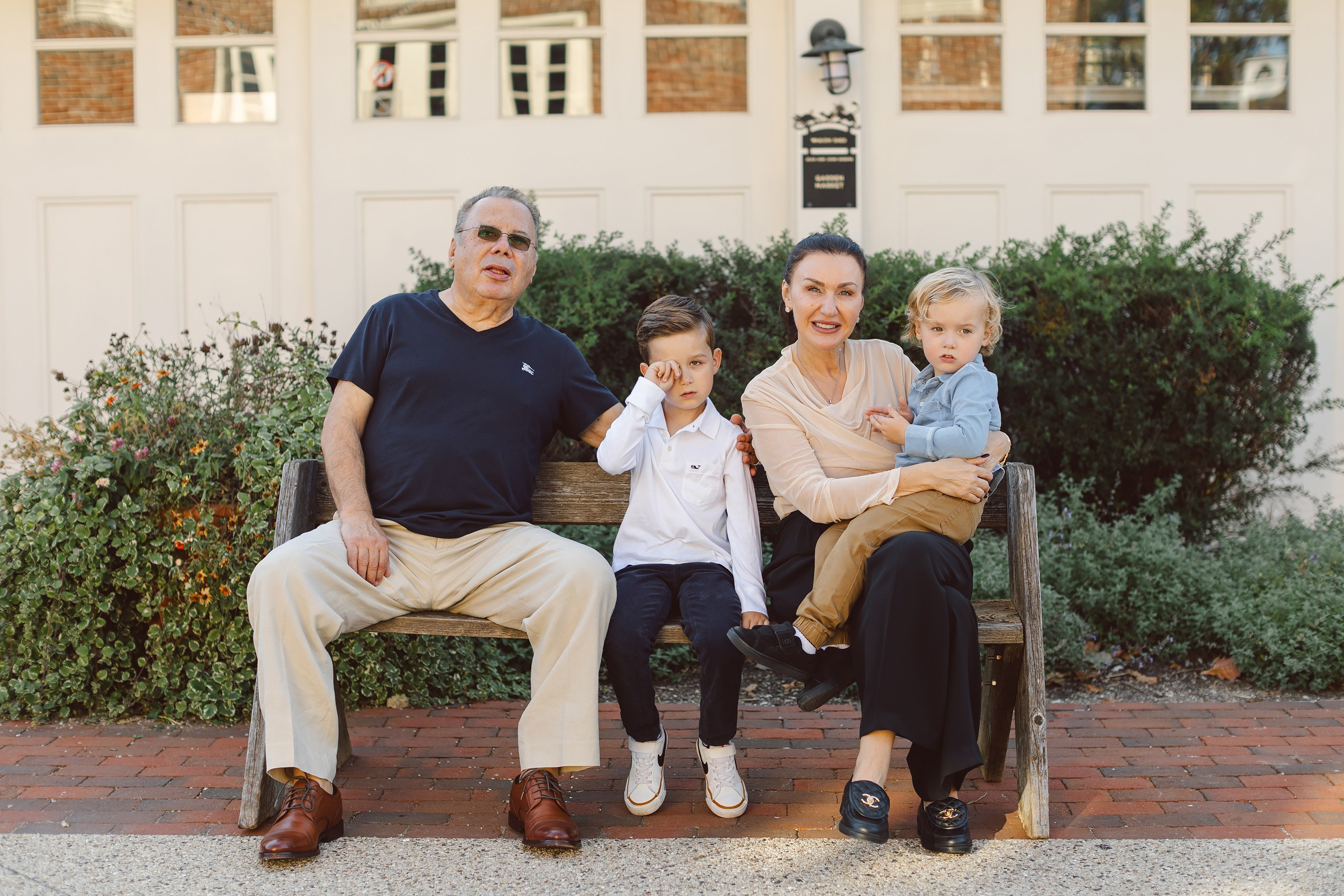 10.11.26 Family Photoshoot. Wedding family event photographer in Chicago Nick Yushevich