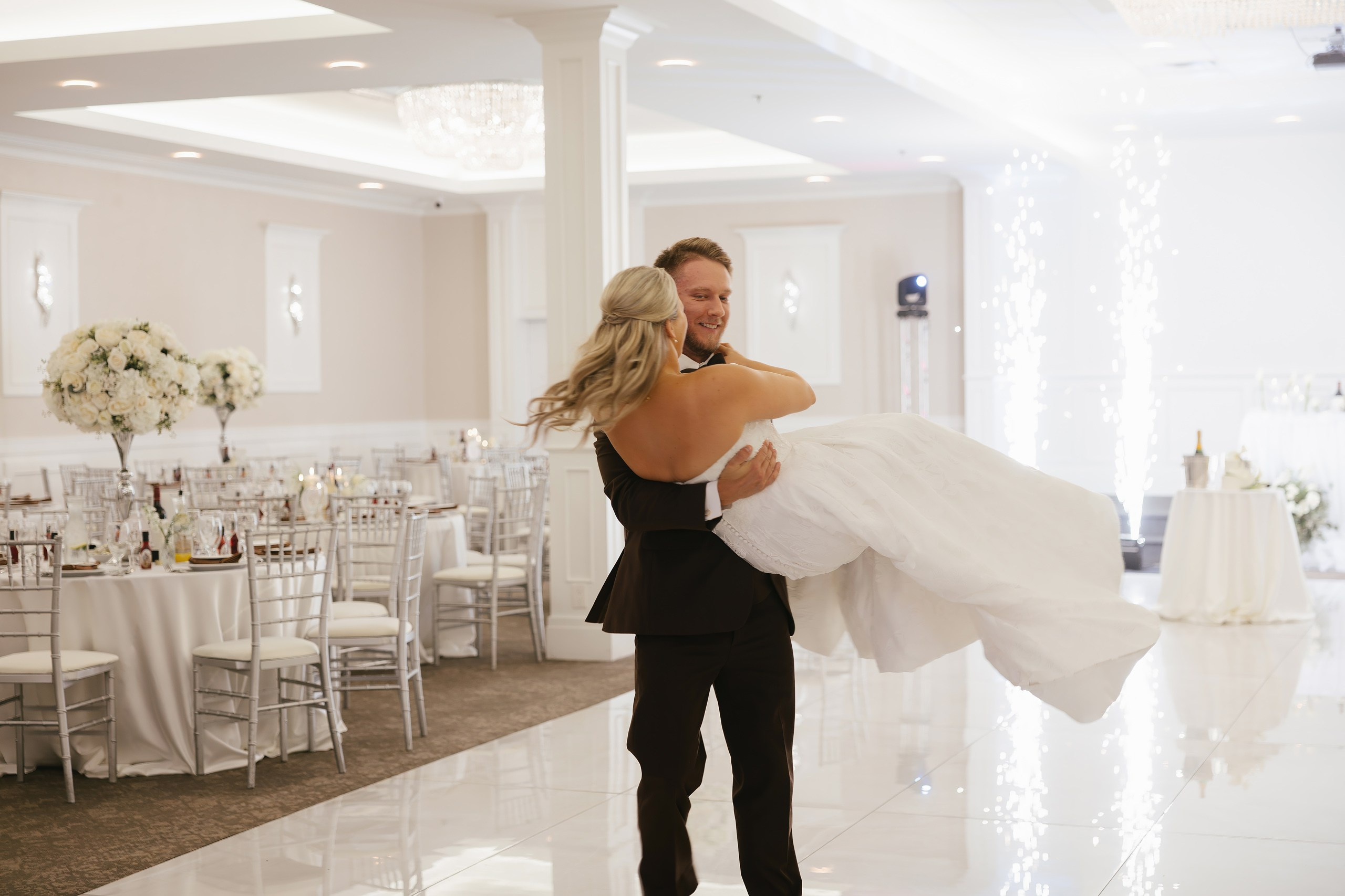 09.19.2026 Wedding. Wedding family event photographer in Chicago Nick Yushevich