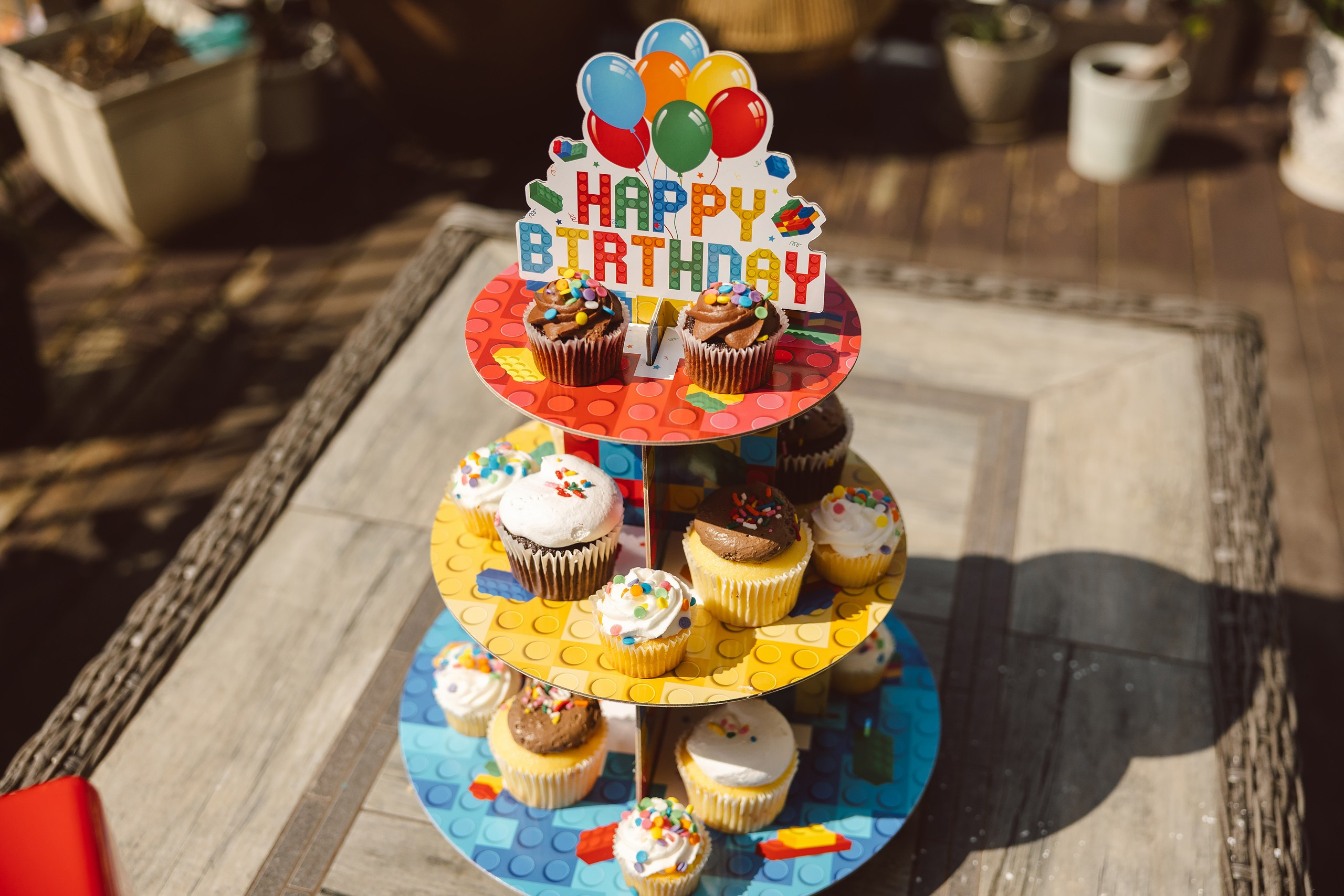 Birthday Party. Wedding family event photographer in Chicago Nick Yushevich