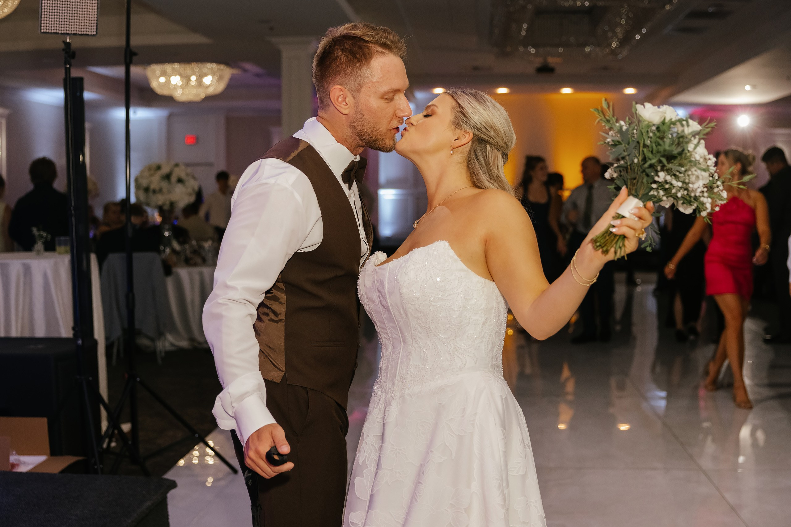 09.19.2026 Wedding. Wedding family event photographer in Chicago Nick Yushevich