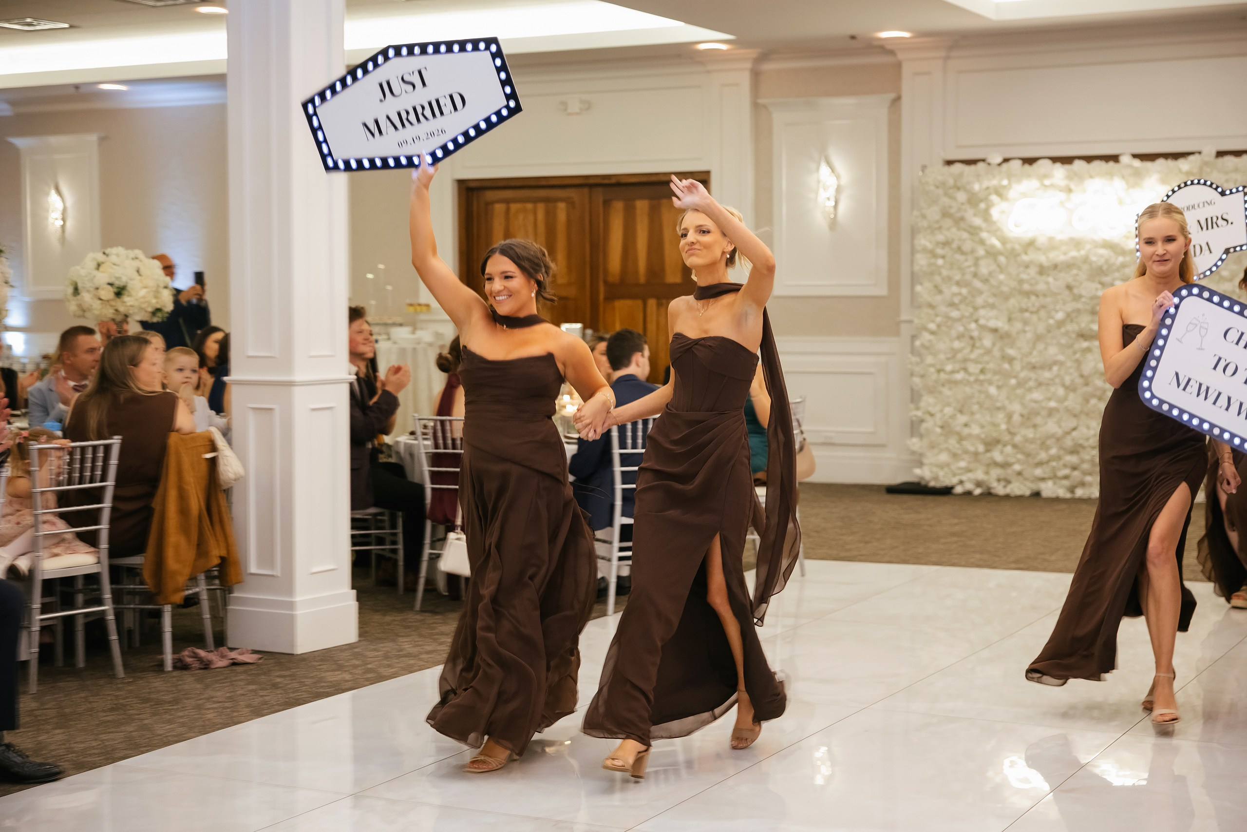 09.19.2026 Wedding. Wedding family event photographer in Chicago Nick Yushevich