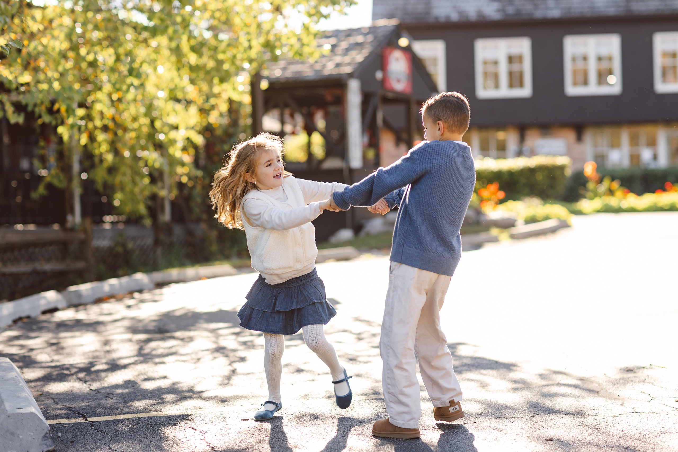 10.18.26 Family Photoshoot. Wedding family event photographer in Chicago Nick Yushevich