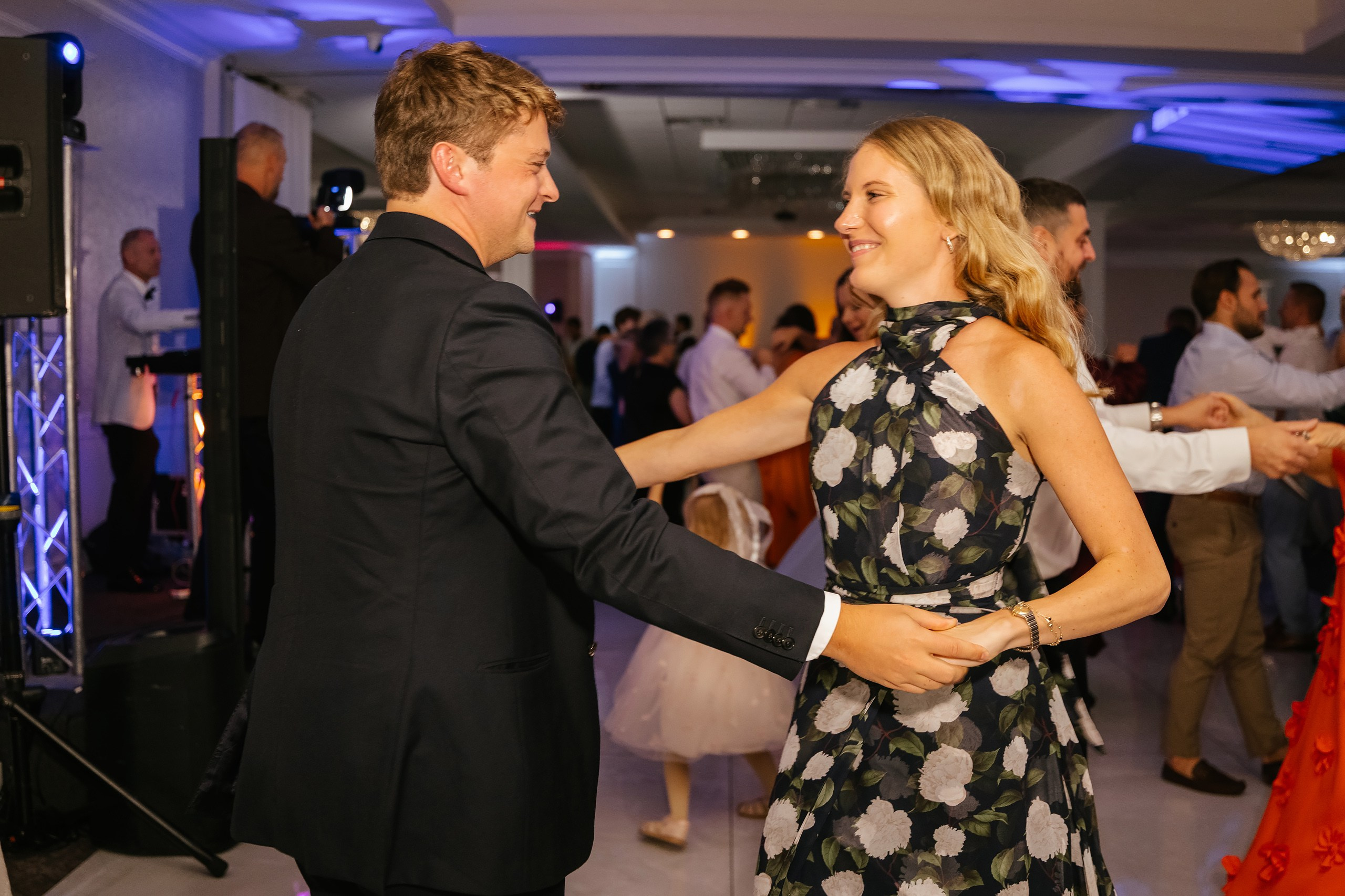 09.19.2026 Wedding. Wedding family event photographer in Chicago Nick Yushevich